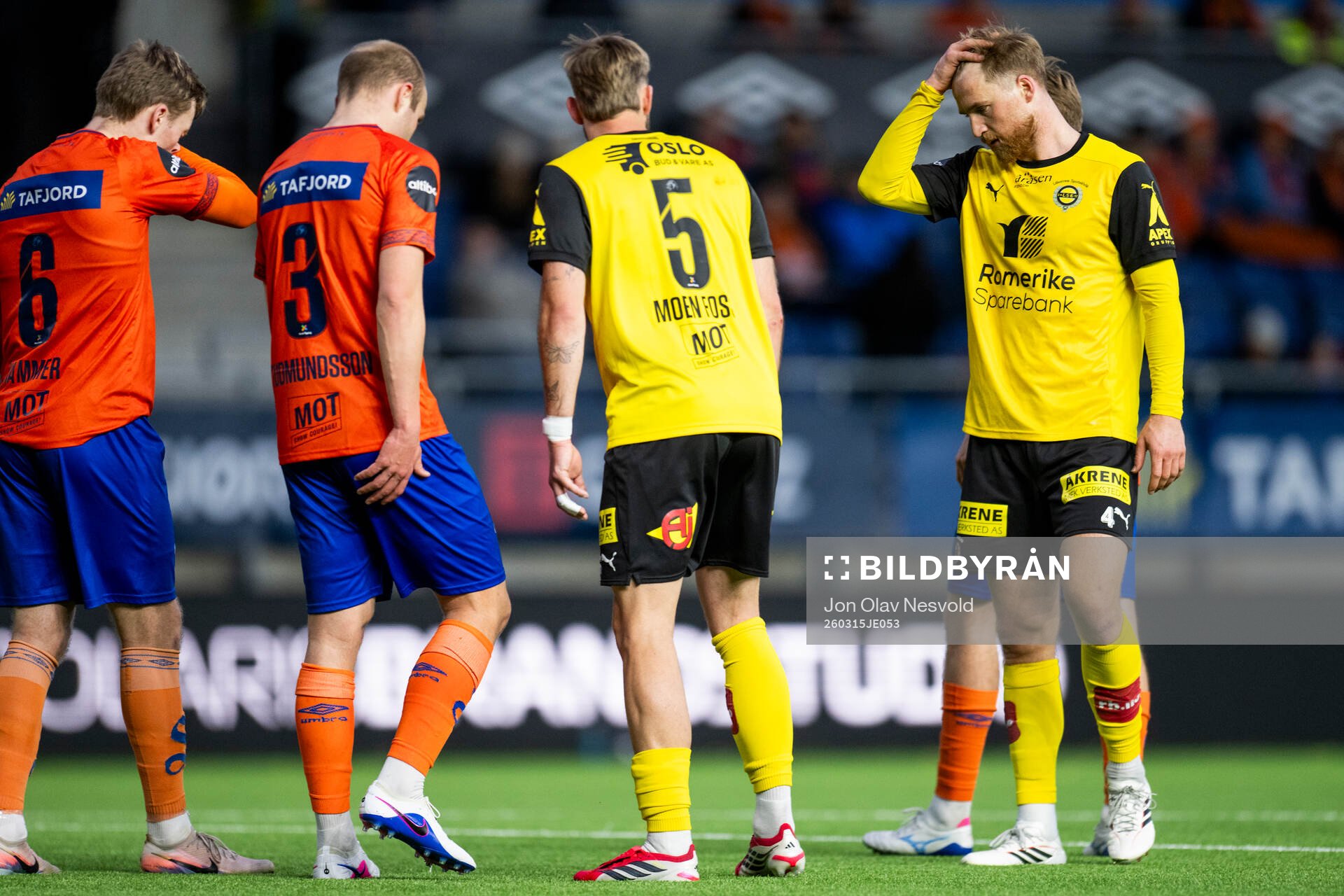 Håkon Hammer and Olafus Gudmundsson of Aalesund and Sander