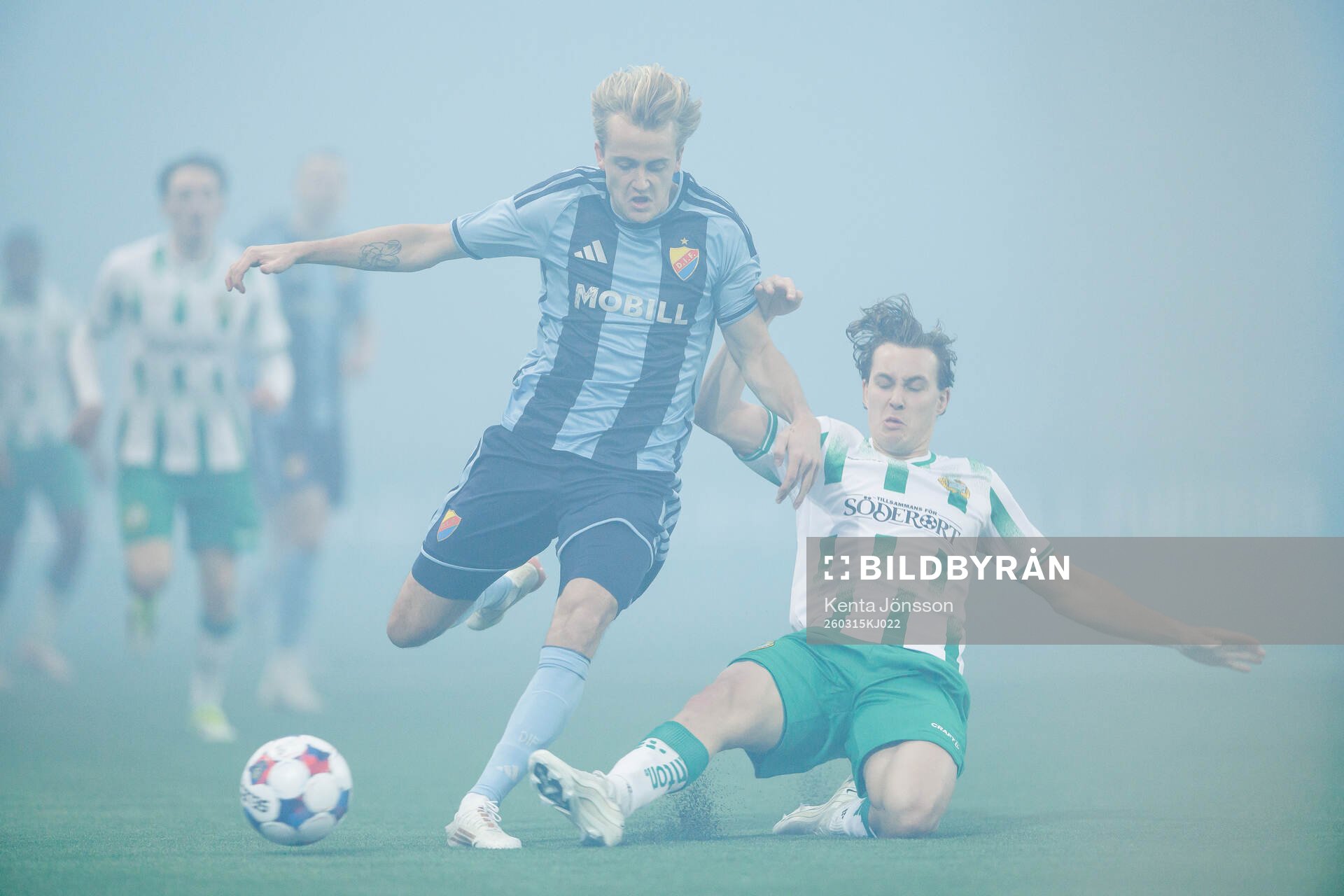 Djurgårdens Oskar Fallenius och Hammarbys Hampus Skoglund