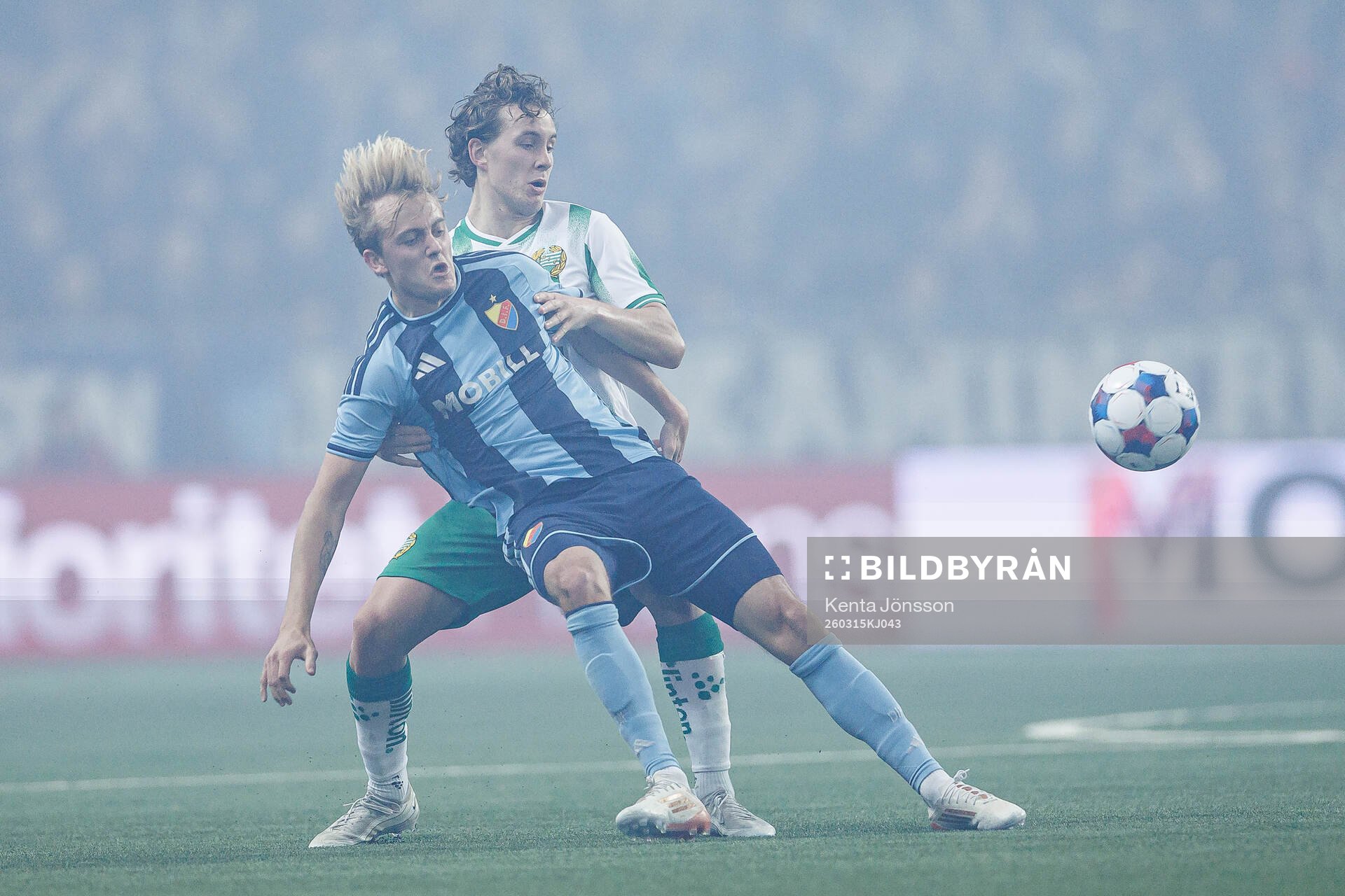 Djurgårdens Oskar Fallenius och Hammarbys Hampus Skoglund