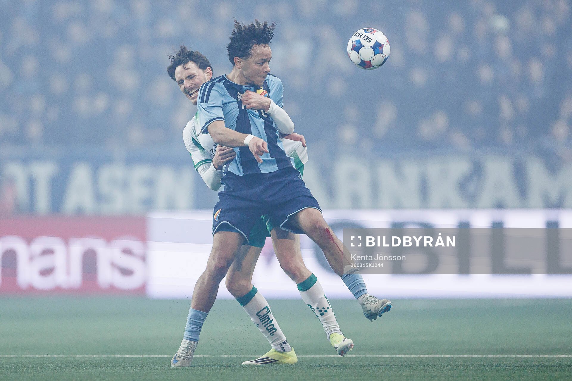 Hammarbys Noah Persson och Djurgårdens Mikael Anderson