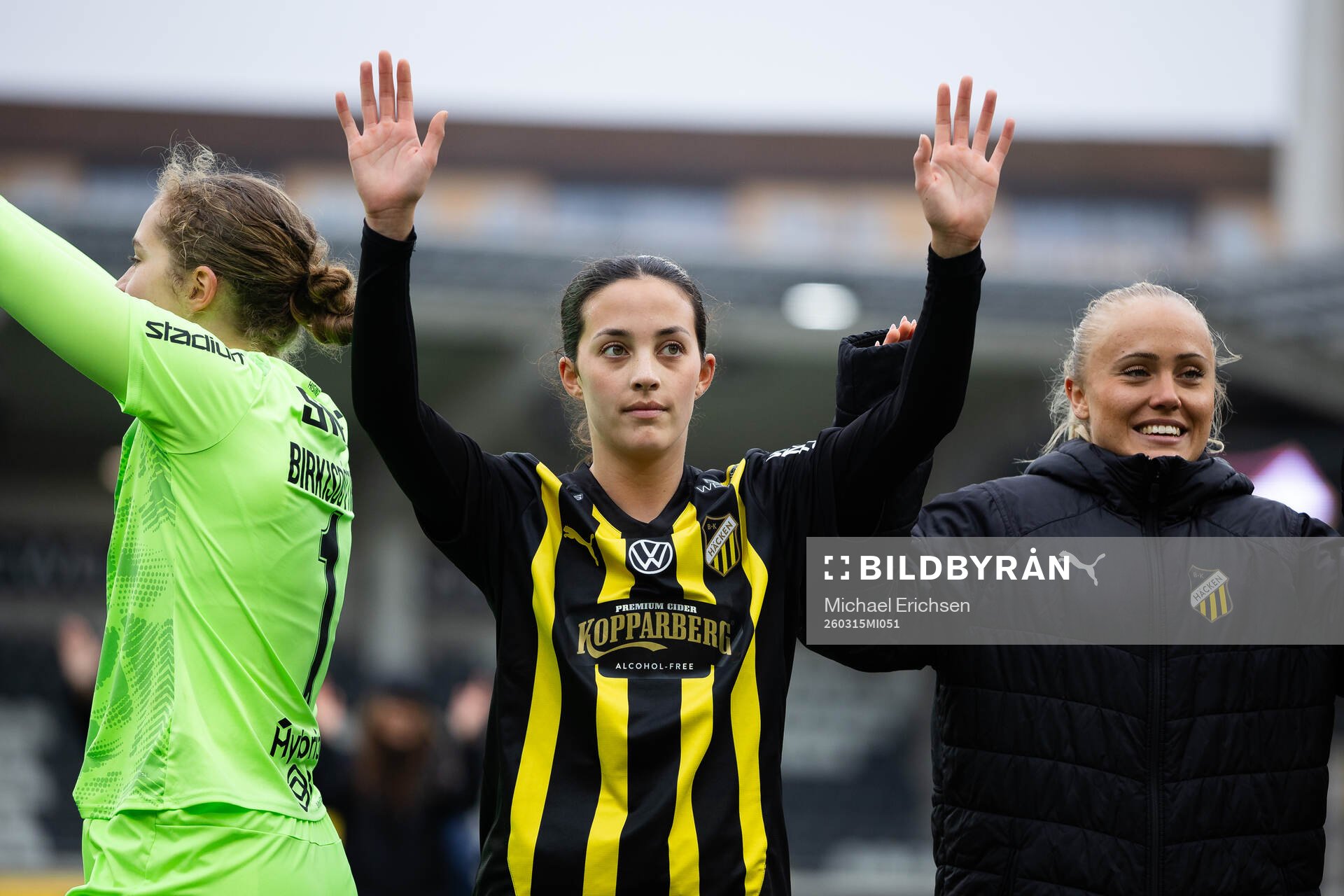 Häckens Delaney Matriano tackar publiken