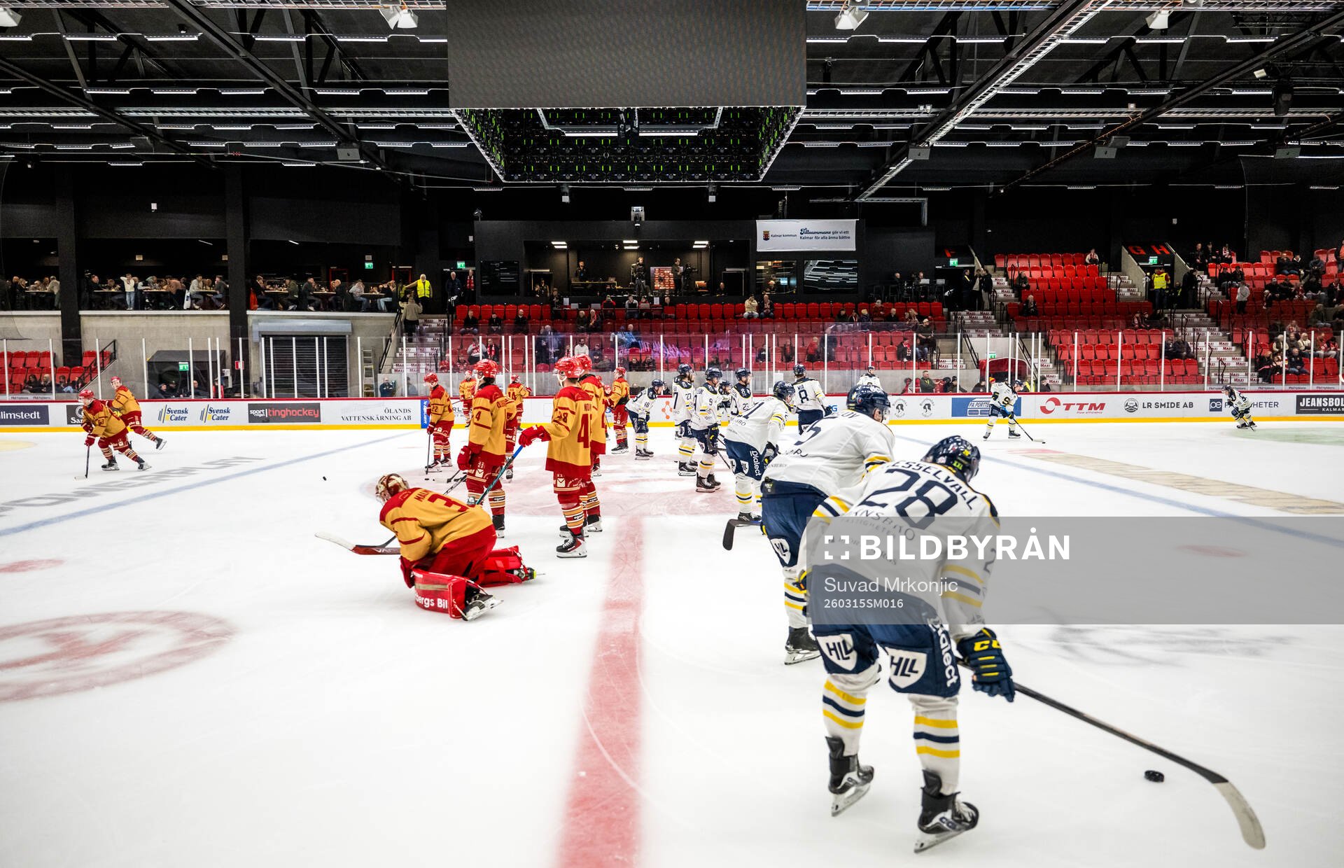 Spelarna värmer upp