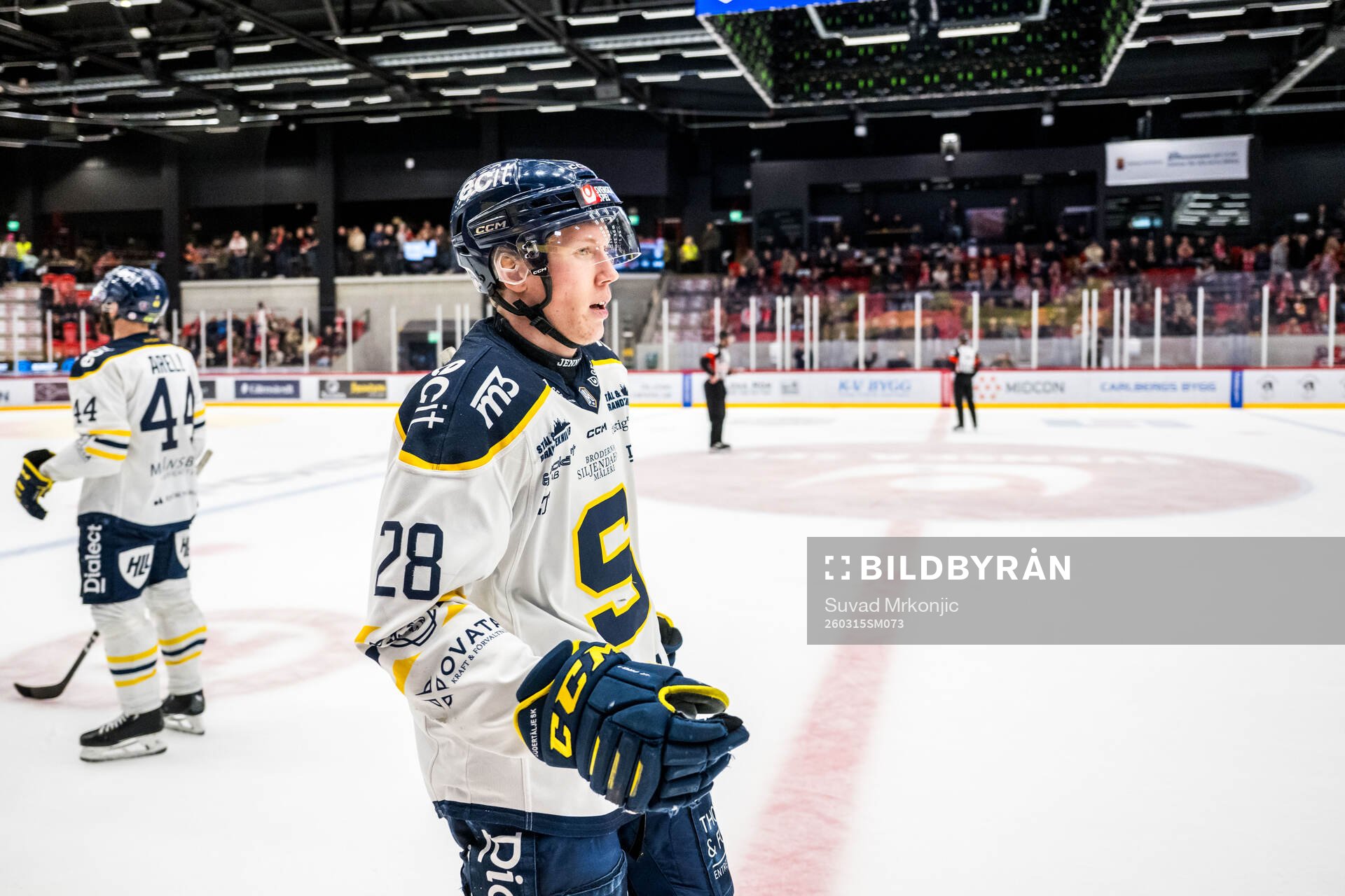 Södertäljes Adam Hesselvall jublar