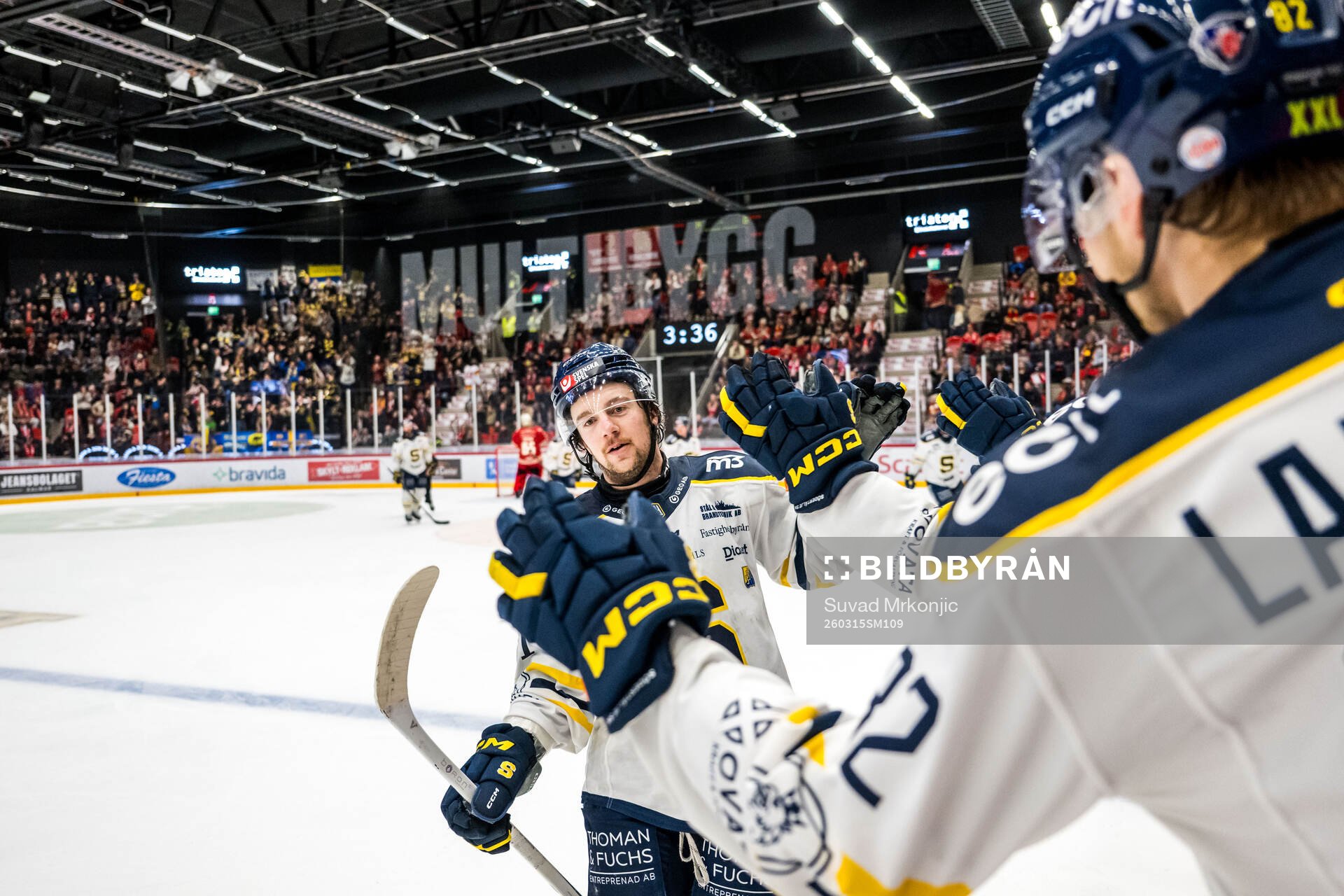 Södertäljes Andrew Vanderbeck jublar