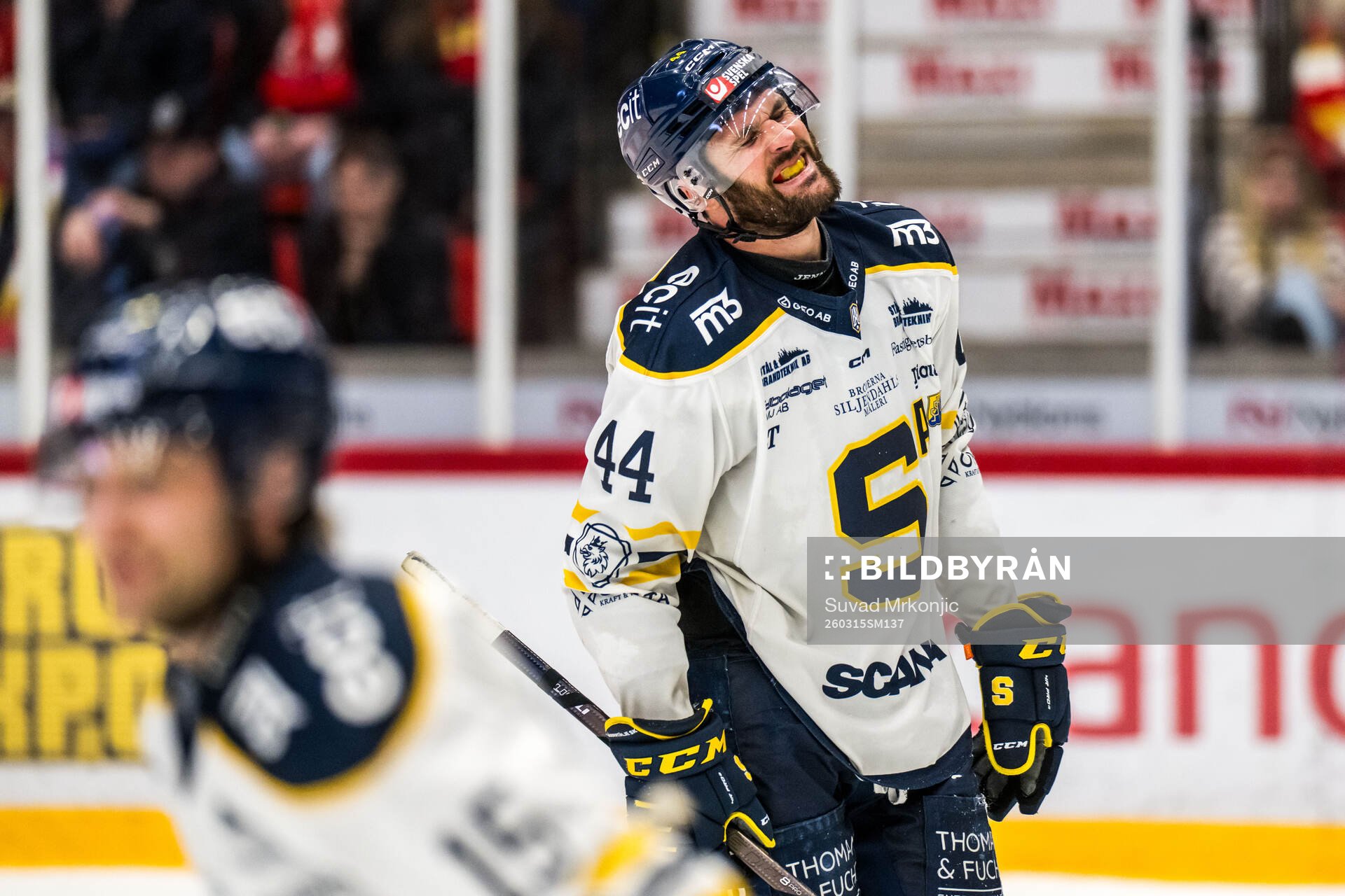 Södertäljes Niklas Arell har ont