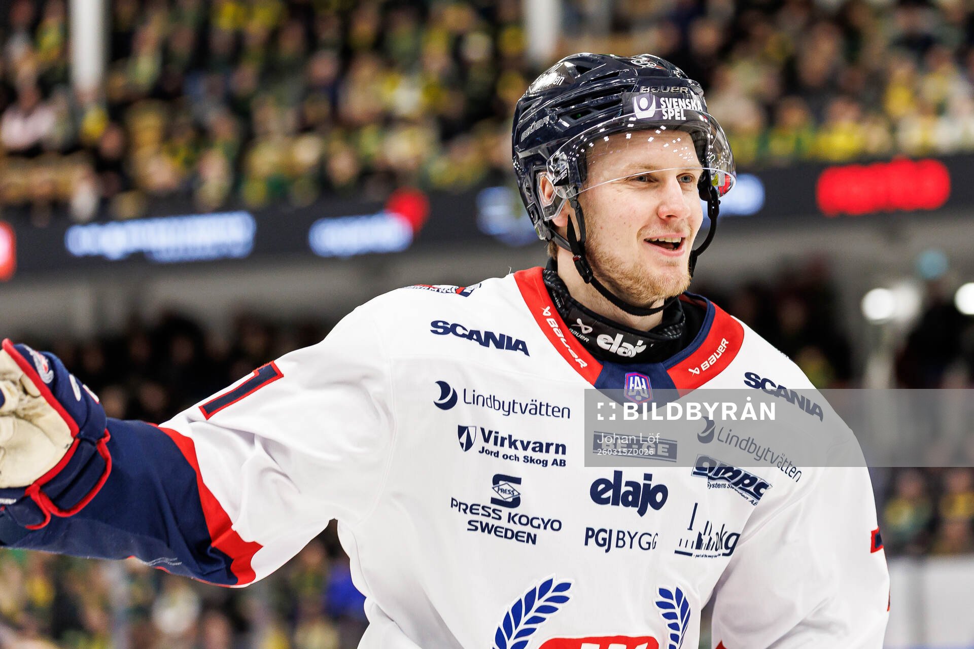 Oskarshamns Filip Sveningsson jublar