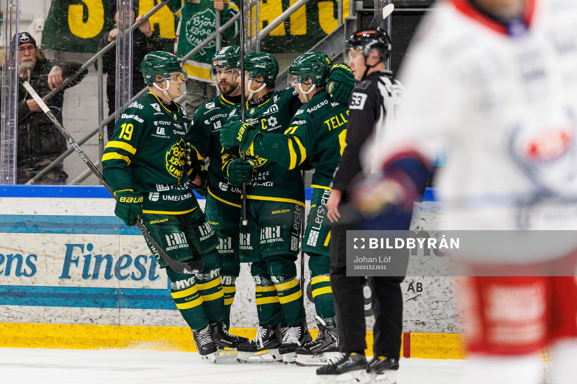 Björklövens Axel Ottosson jublar