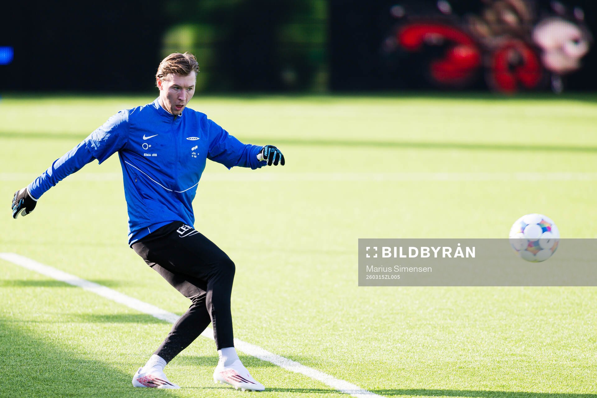 Goalkeeper Mathias Dyngeland of Brann warms up