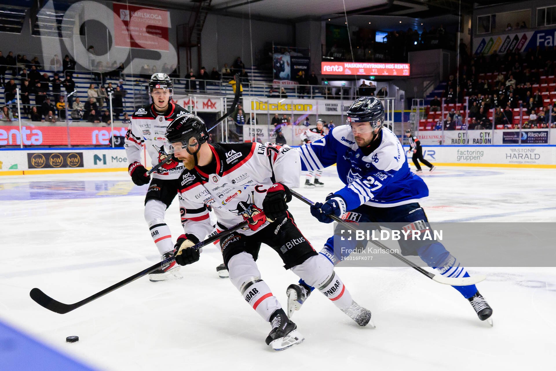 Nybro Vikings Joachim Rohdin och Karlskogas Tobias Sjökvist