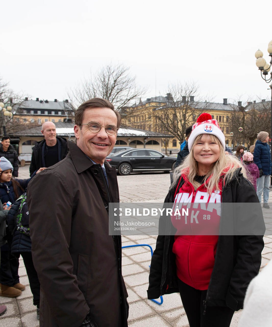 Statsminister Ulf Kristersson (M) besöker ett event