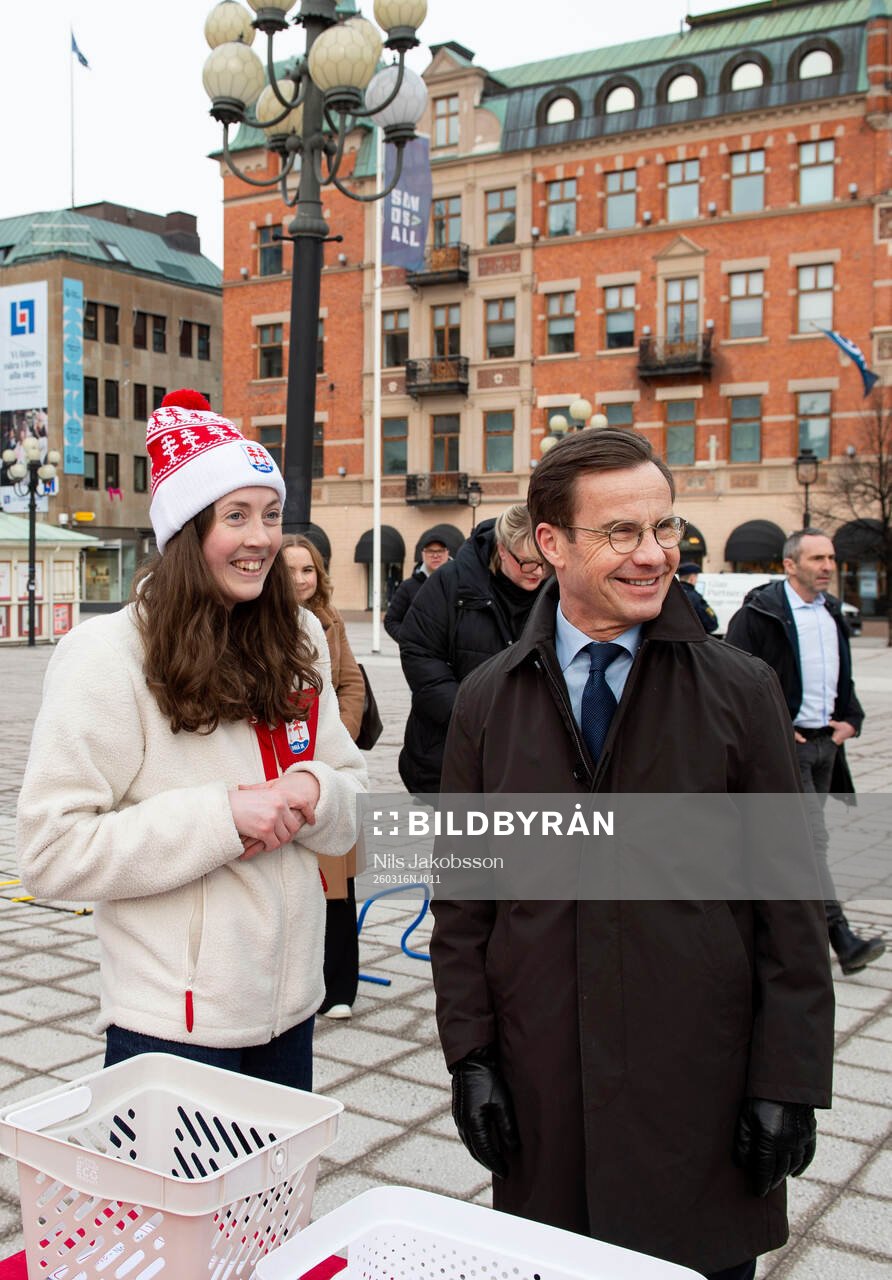 Linda Olovsson och Statsminister Ulf Kristersson (M)