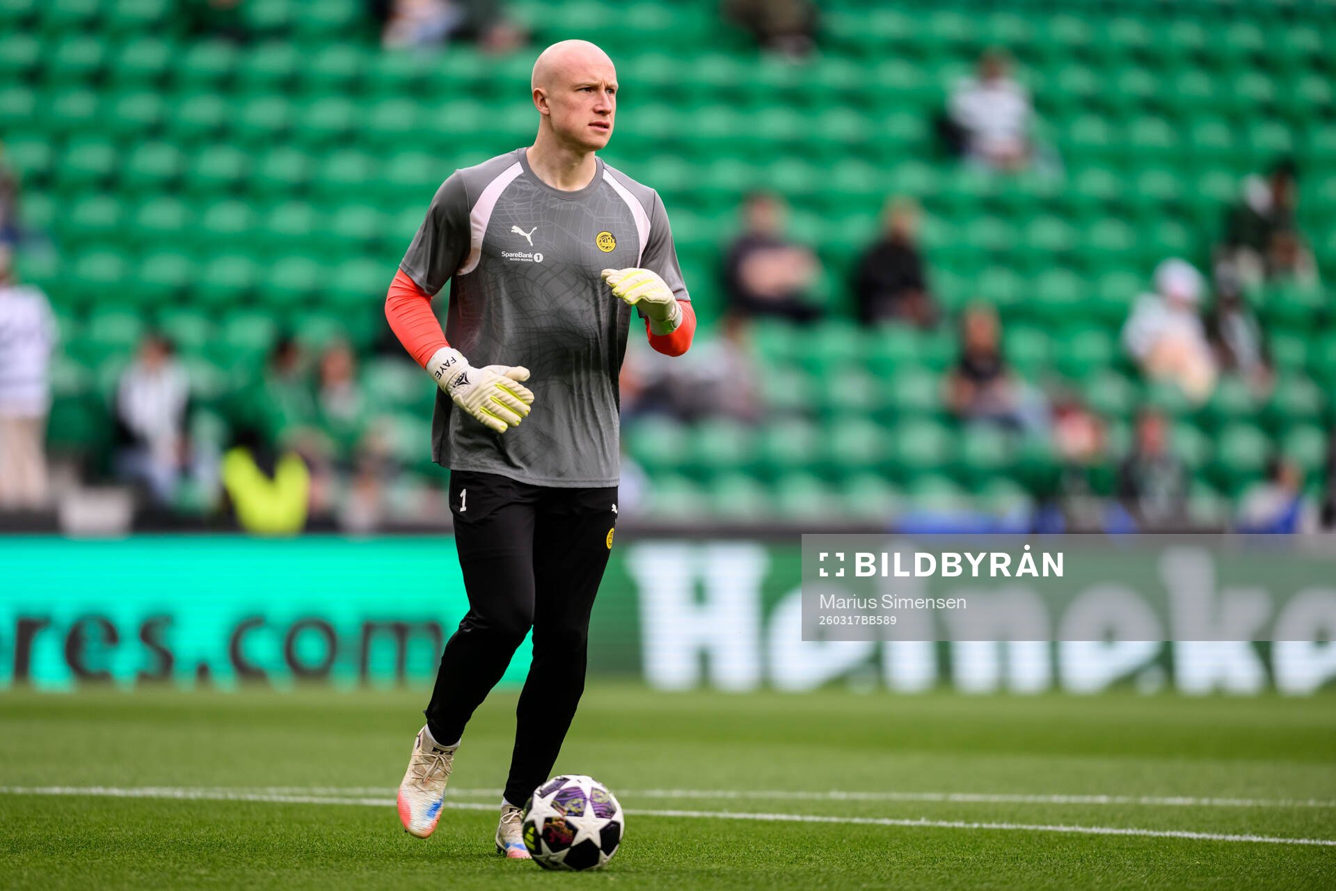 Goalkeeper Julian Faye Lund of Bodø/Glimt