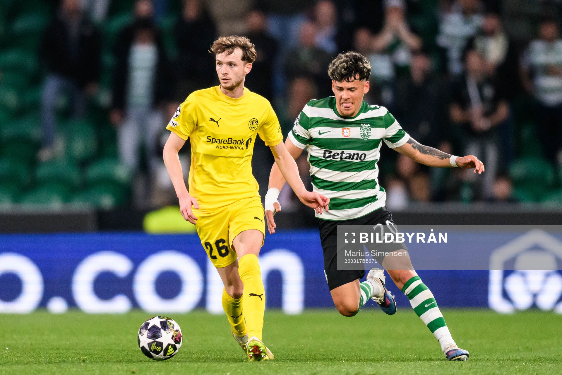 Håkon Evjen of Bodø/Glimt and Maximiliano Araújo of