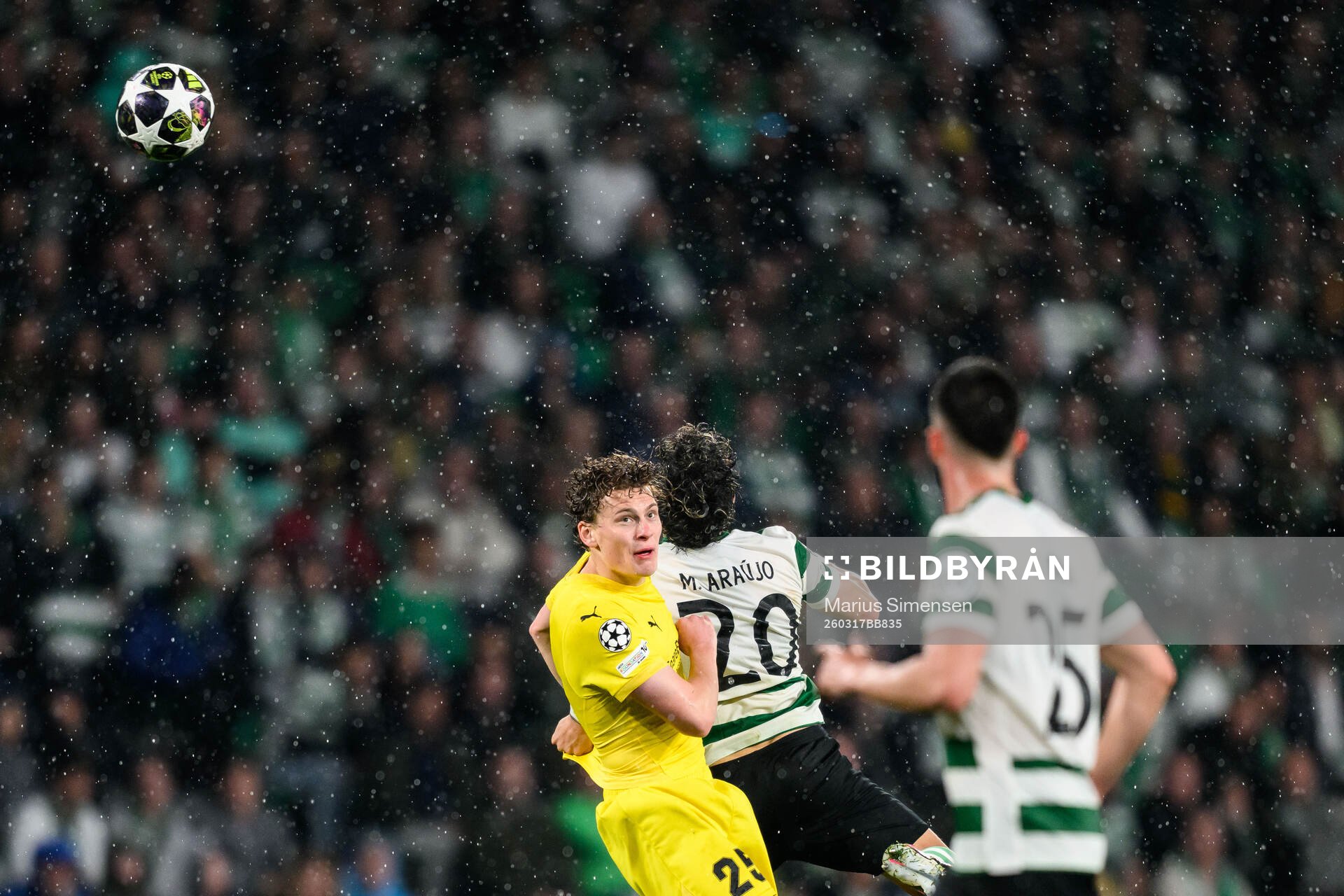 Isak Dybvik Määttä of Bodø/Glimt and Maximiliano
