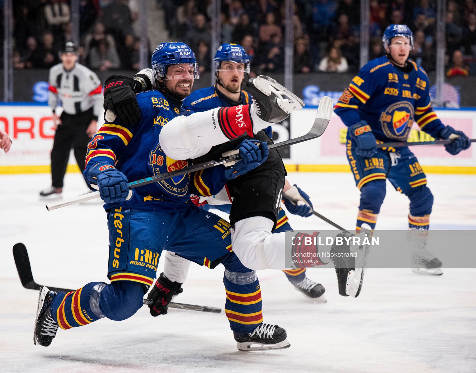 Djurgårdens Jacob Josefson och Malmö Redhawks Fredrik