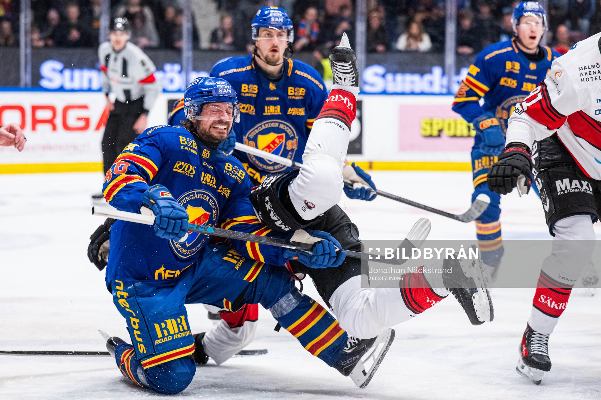 Djurgårdens Jacob Josefson och Malmö Redhawks Fredrik