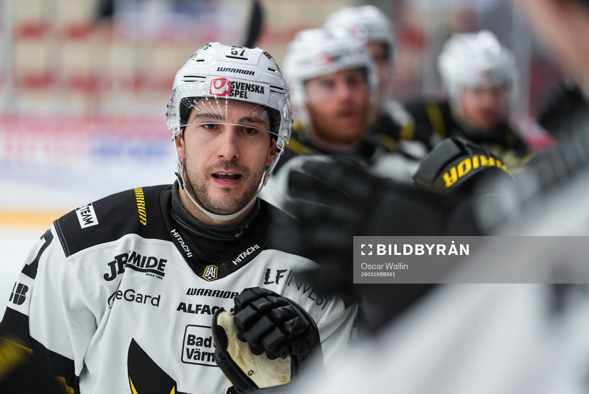 Västerås Konstantin Komarek jublar