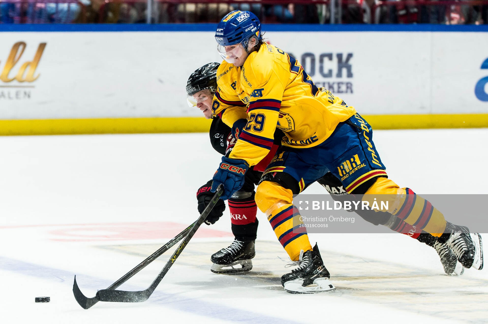 Malmö Redhawks Robin Salo och Djurgårdens Håvard Salsten