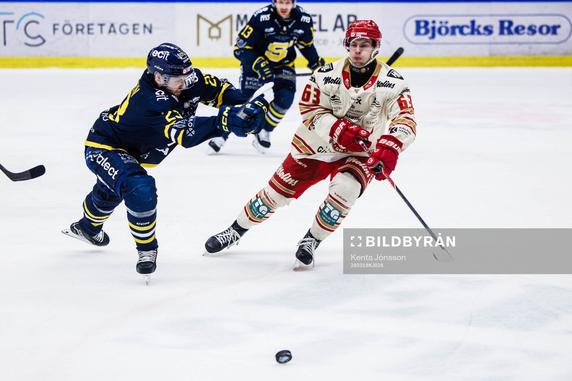 Södertäljes William Eriksson och Kalmars Matt Fonteyne