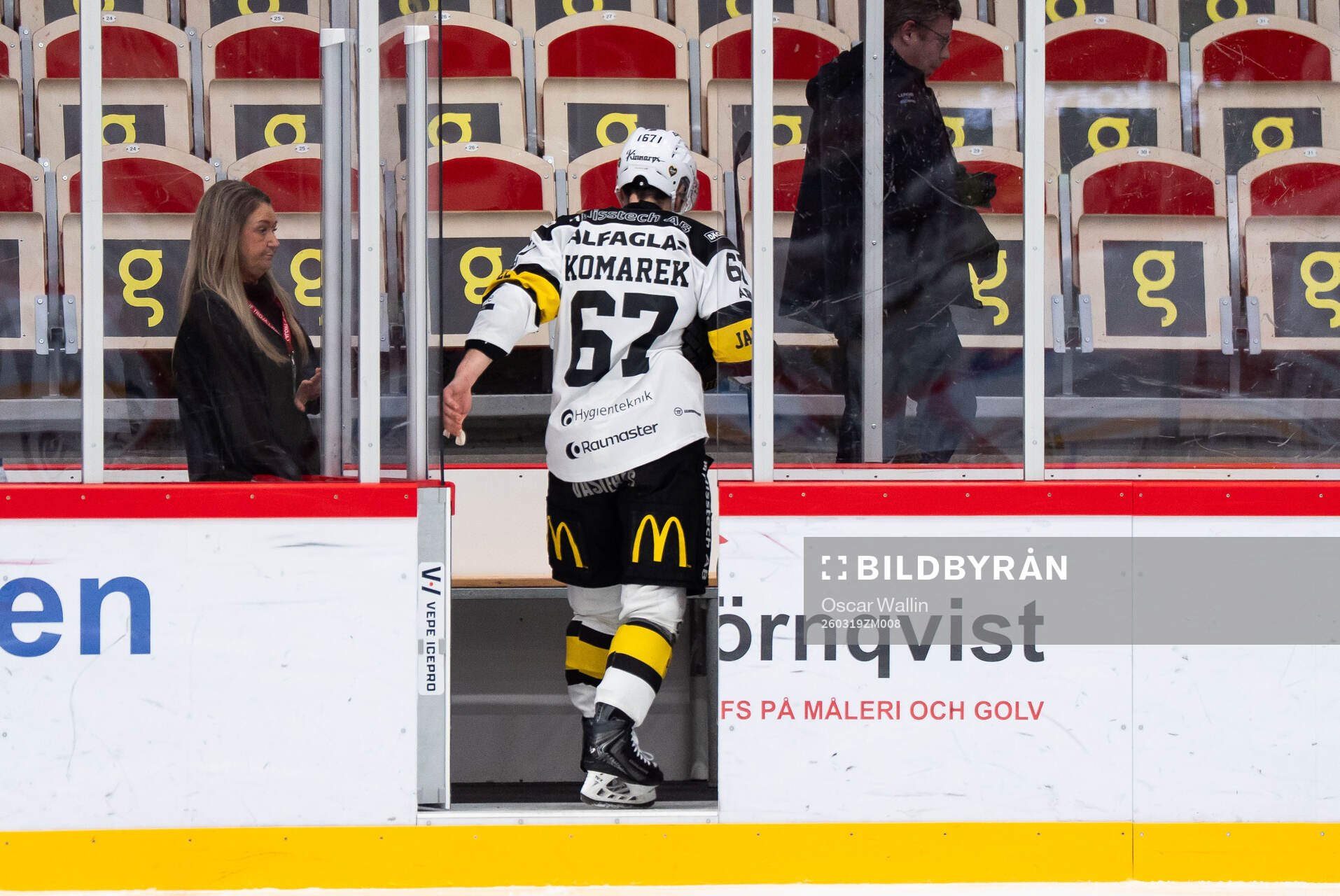 Västerås Konstantin Komarek i utvisningsbåset