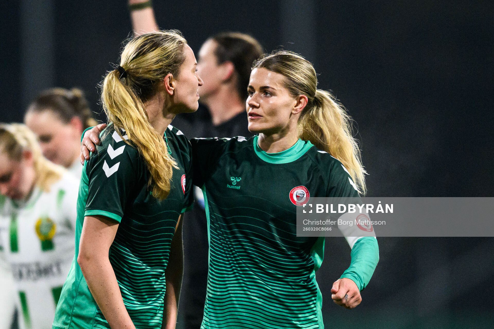 Kristianstads Viktoria Persson och Tilda Persson deppar