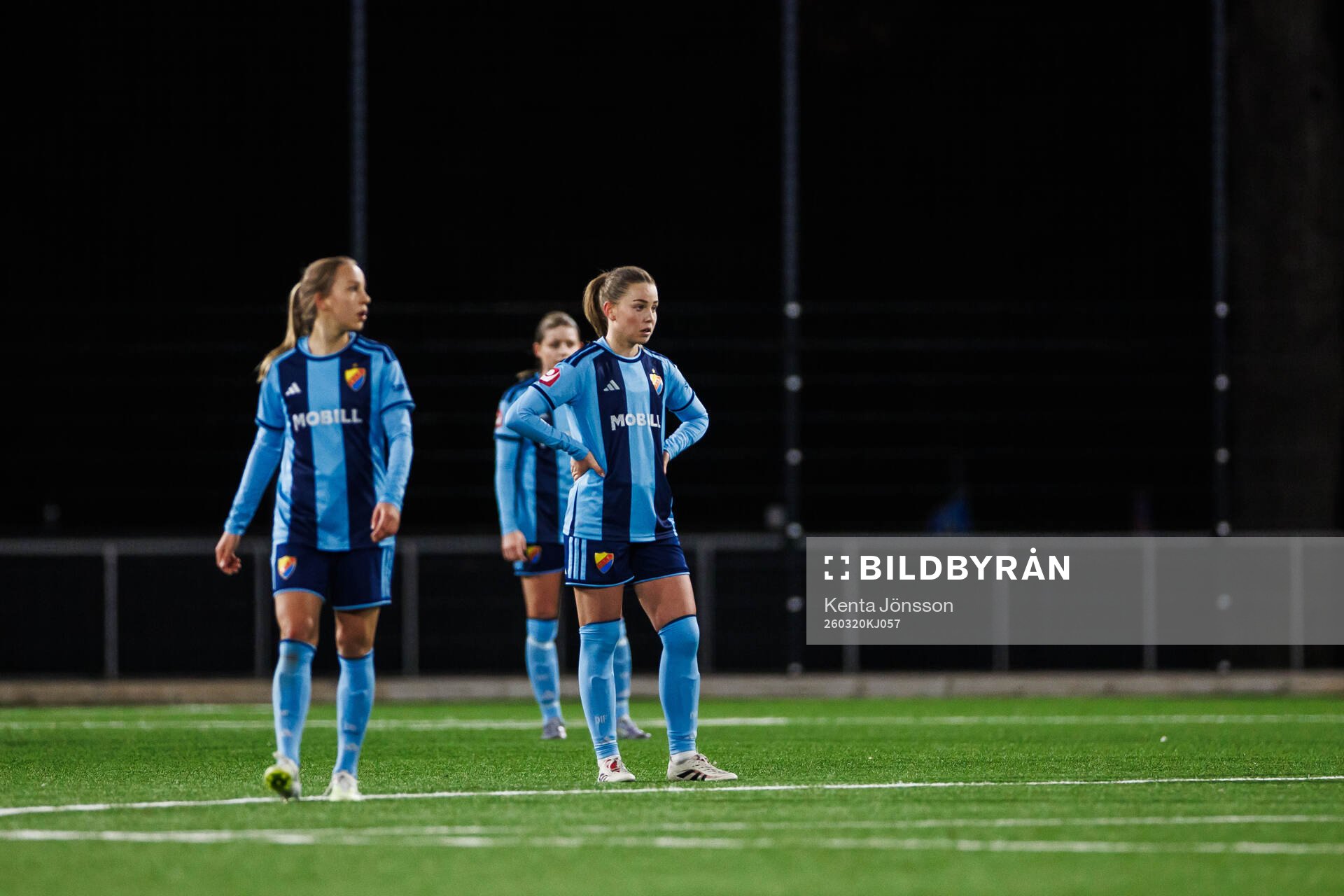 Djurgårdens Elsa Pelgander deppar