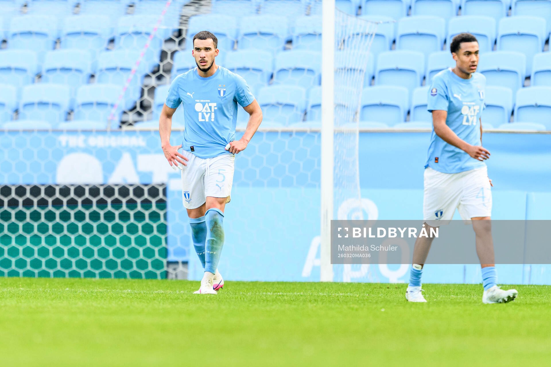 Malmö FFs Andrej Djuric och Theodor Lundbergh deppar