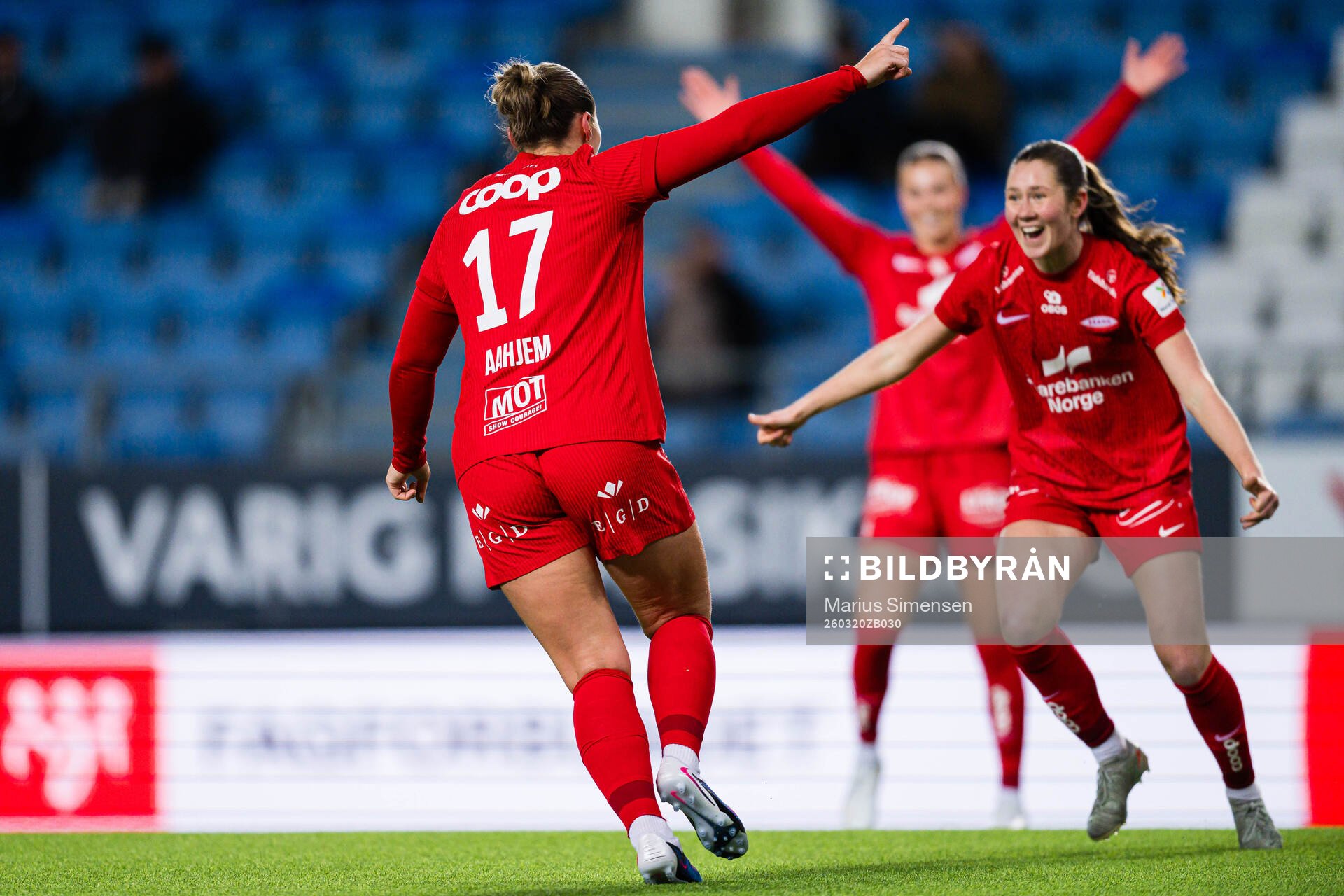 Anna Nerland Aahjem of Brann celebrates