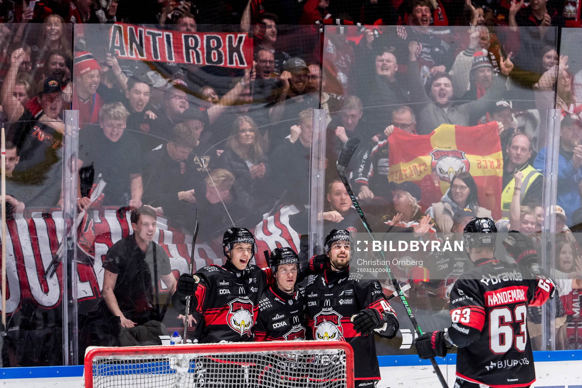 Malmö Redhawks Joona Ikonen jublar