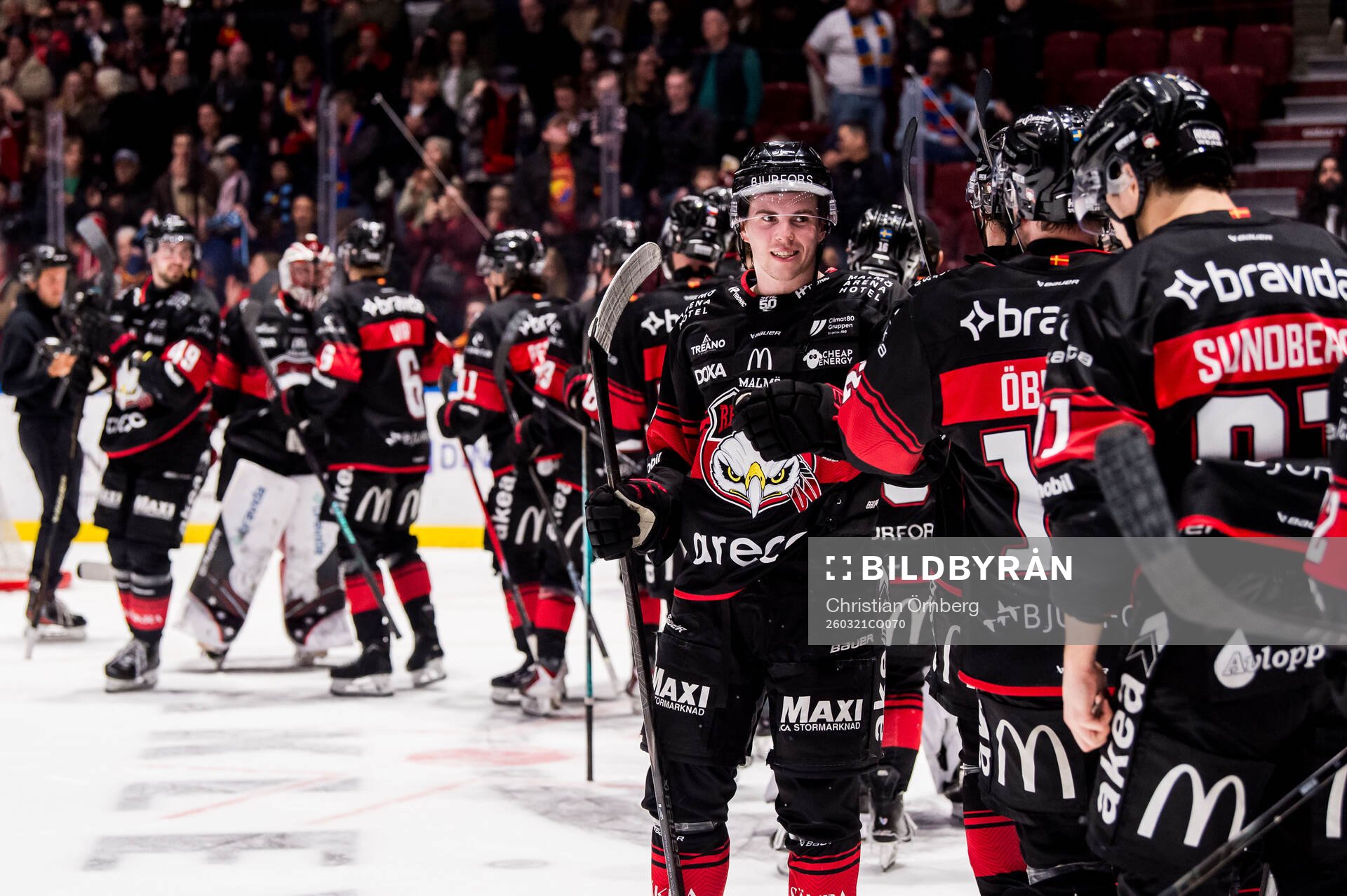Malmö Redhawks spelare jublar