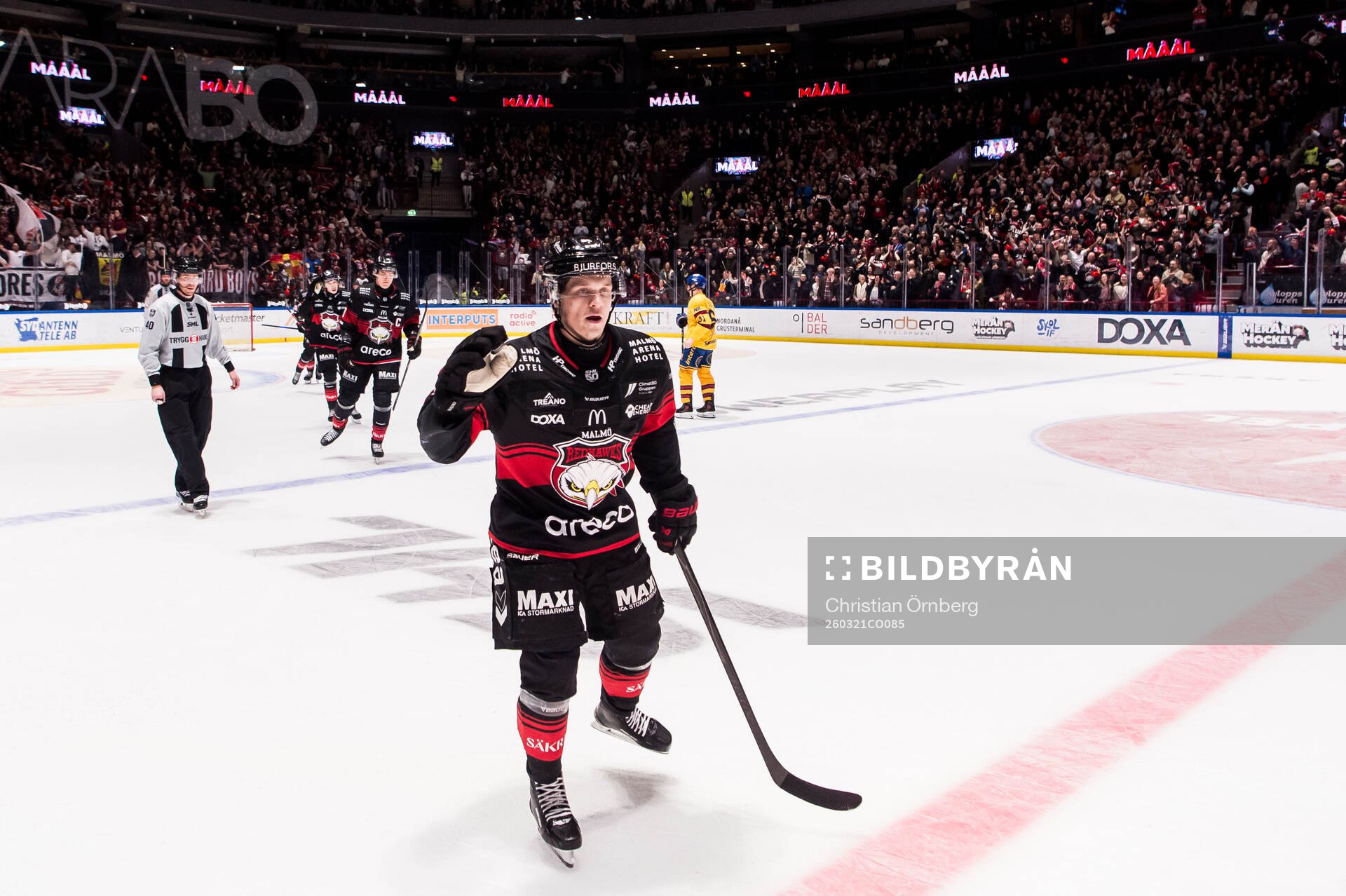 Malmö Redhawks Joona Ikonen jublar