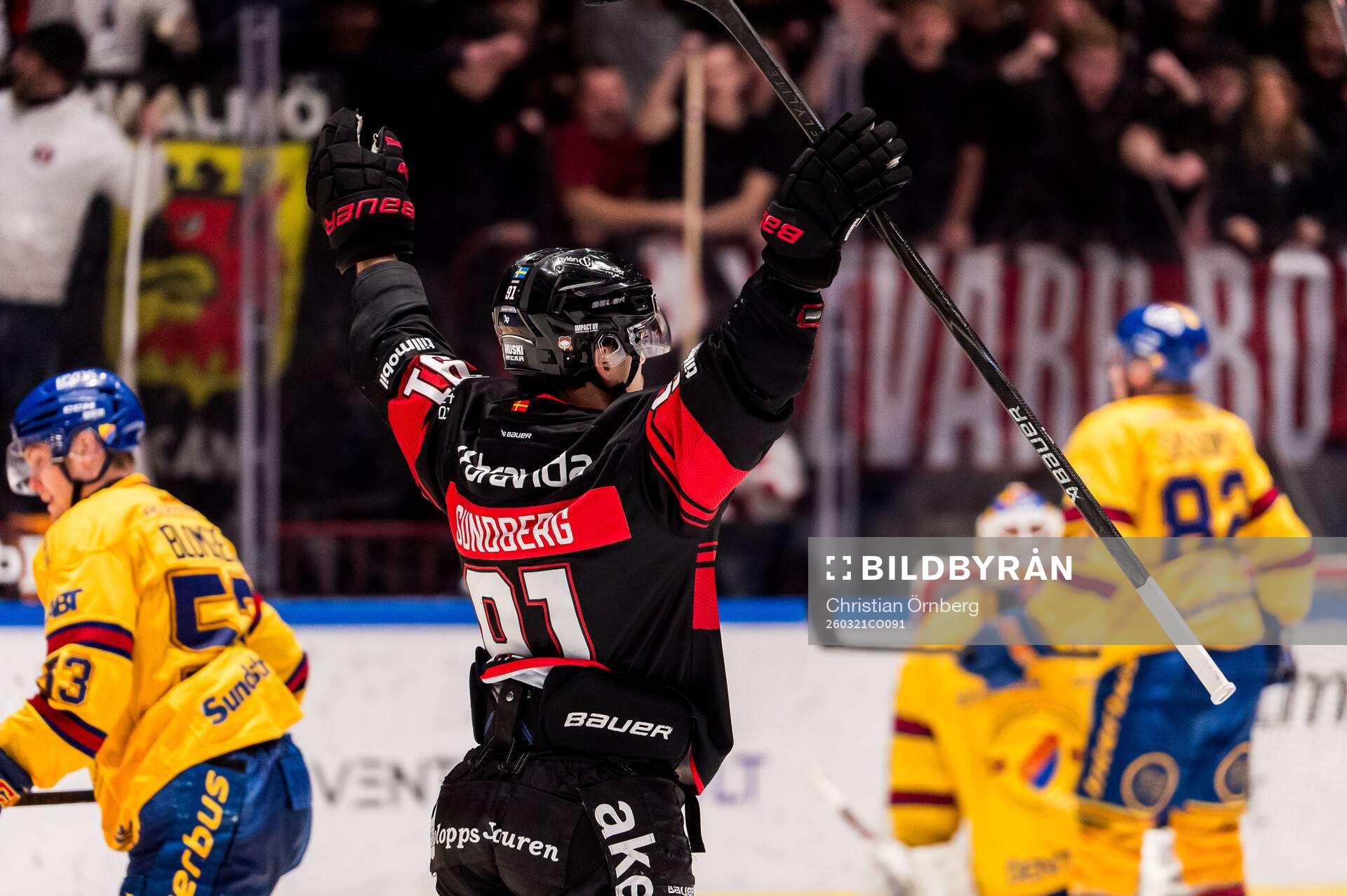 Malmö Redhawks Axel Sundberg jublar