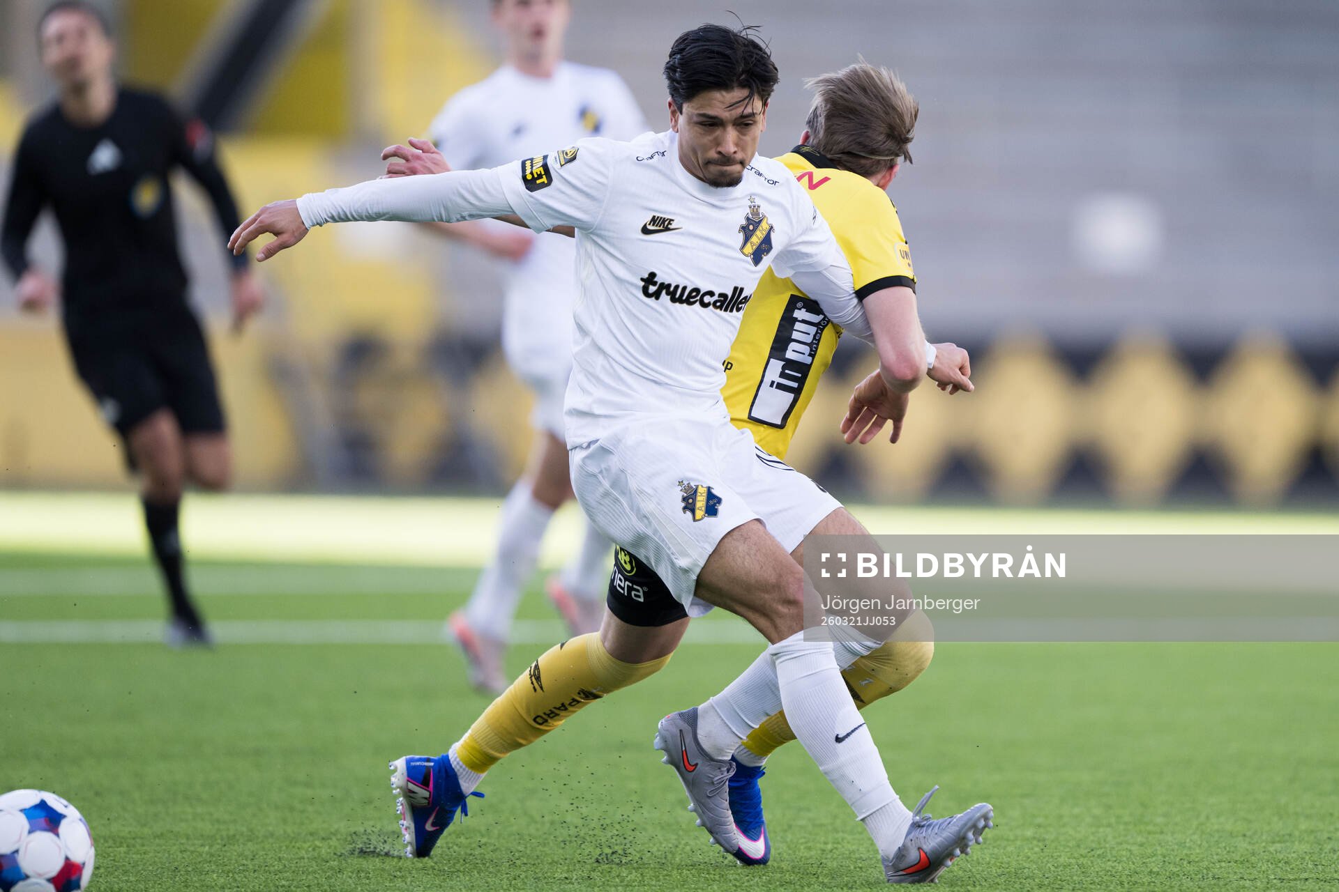 AIKs Lukas Bergquist och Elfsborgs Taylor Silverholt