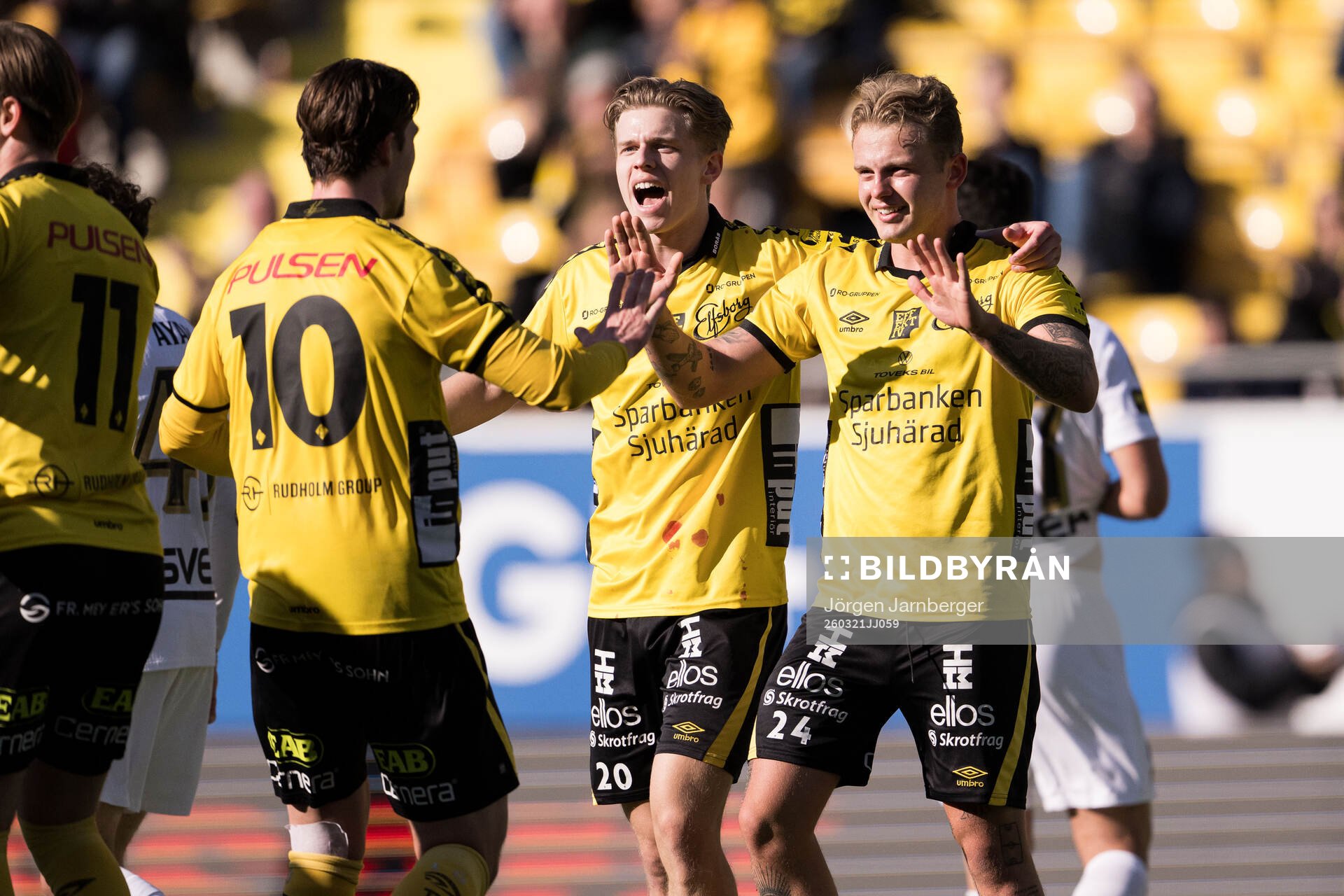 Elfsborgs Gottfrid Rapp och Frederik Ihler jublar