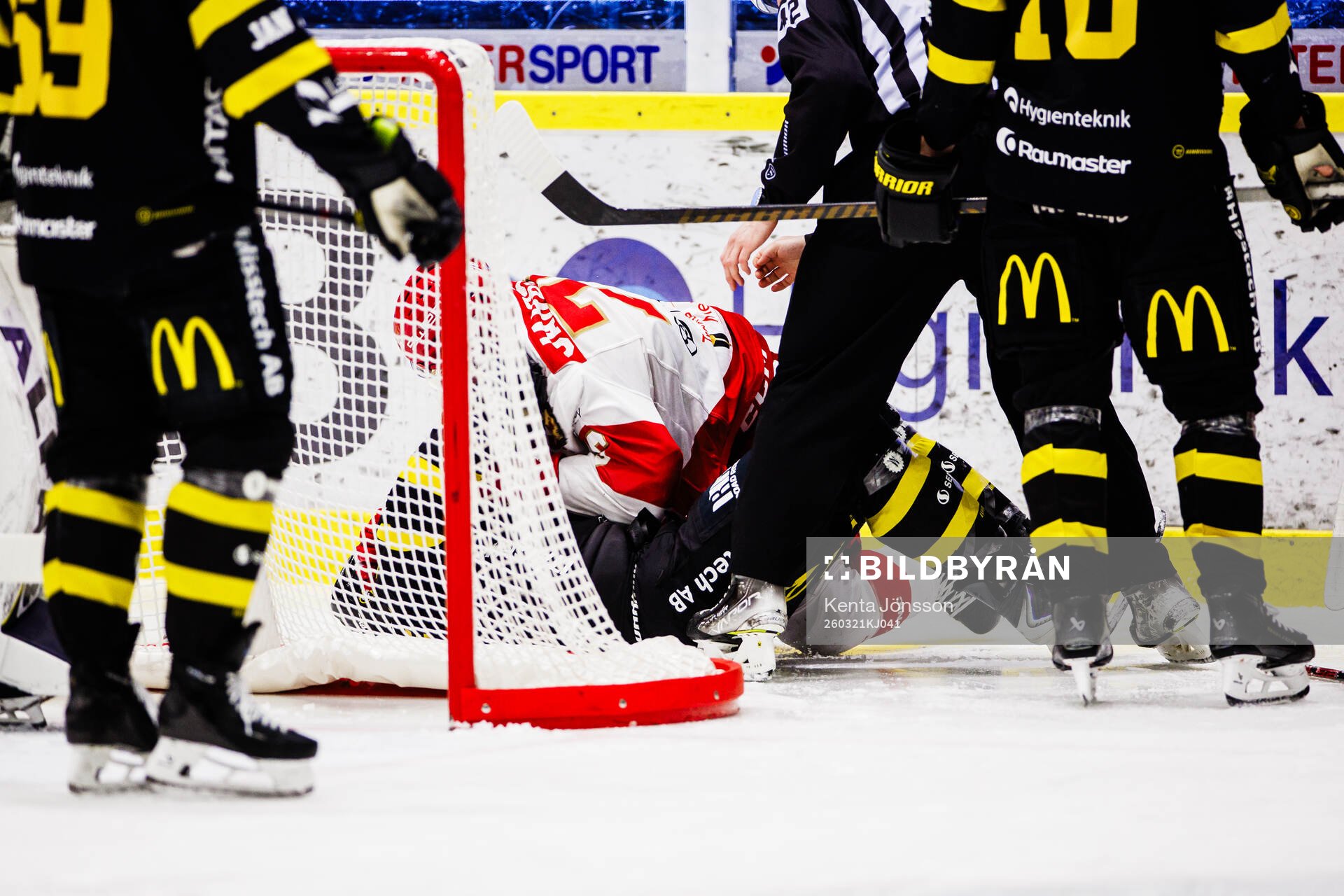 Troja/ Ljungbys Marwin Jarbsjö och Västerås Victor
