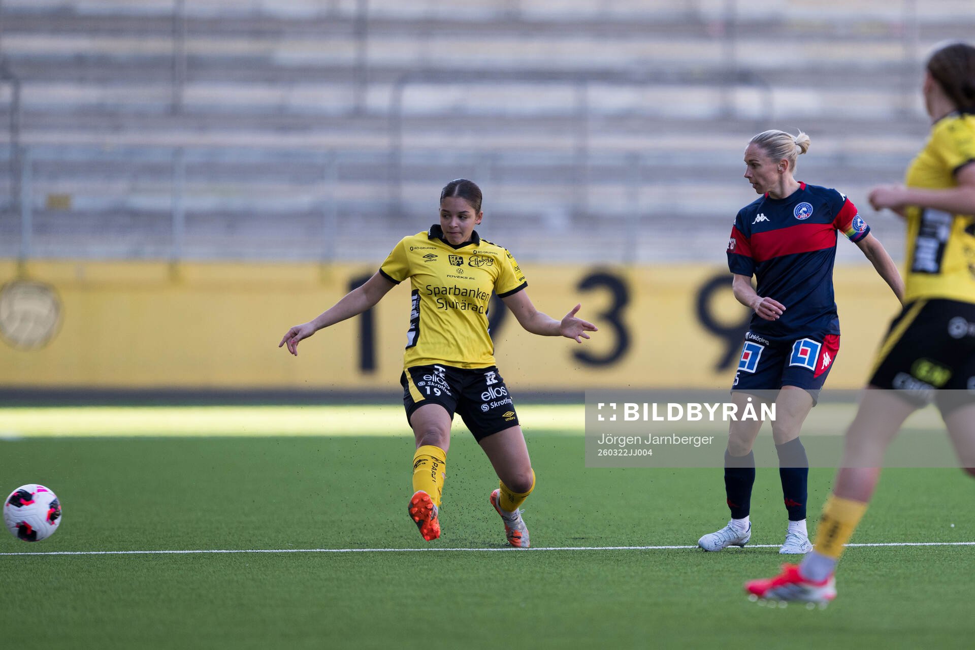 Elfsborgs Jennifer Brinck och Linköpings Jonna Andersson