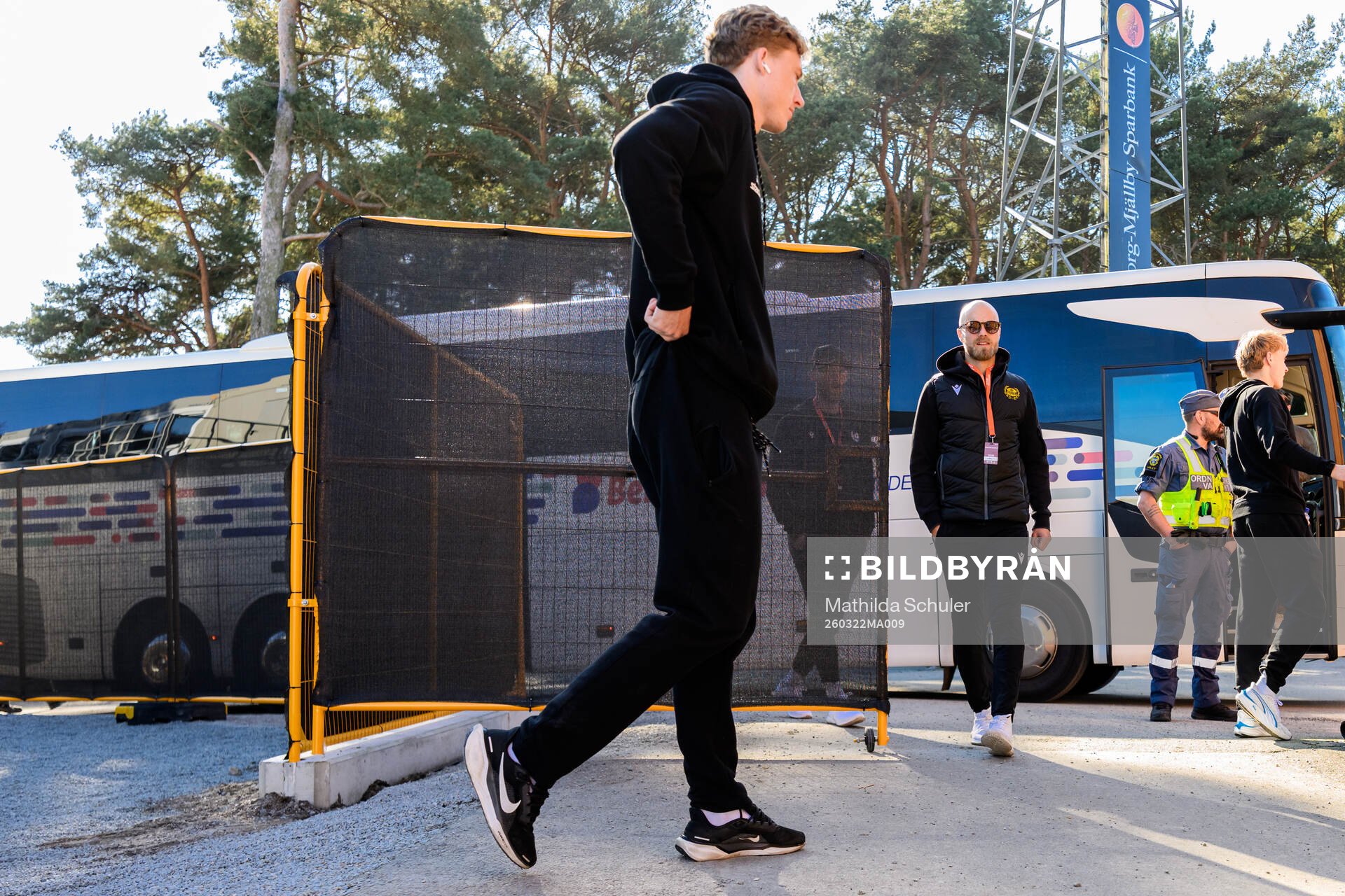 GAIS Filip Beckman och Mjällbys Viktor Gustafson