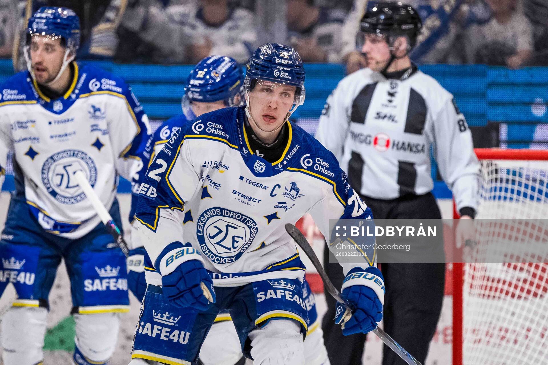 Leksands Lukas Vejdemo jublar