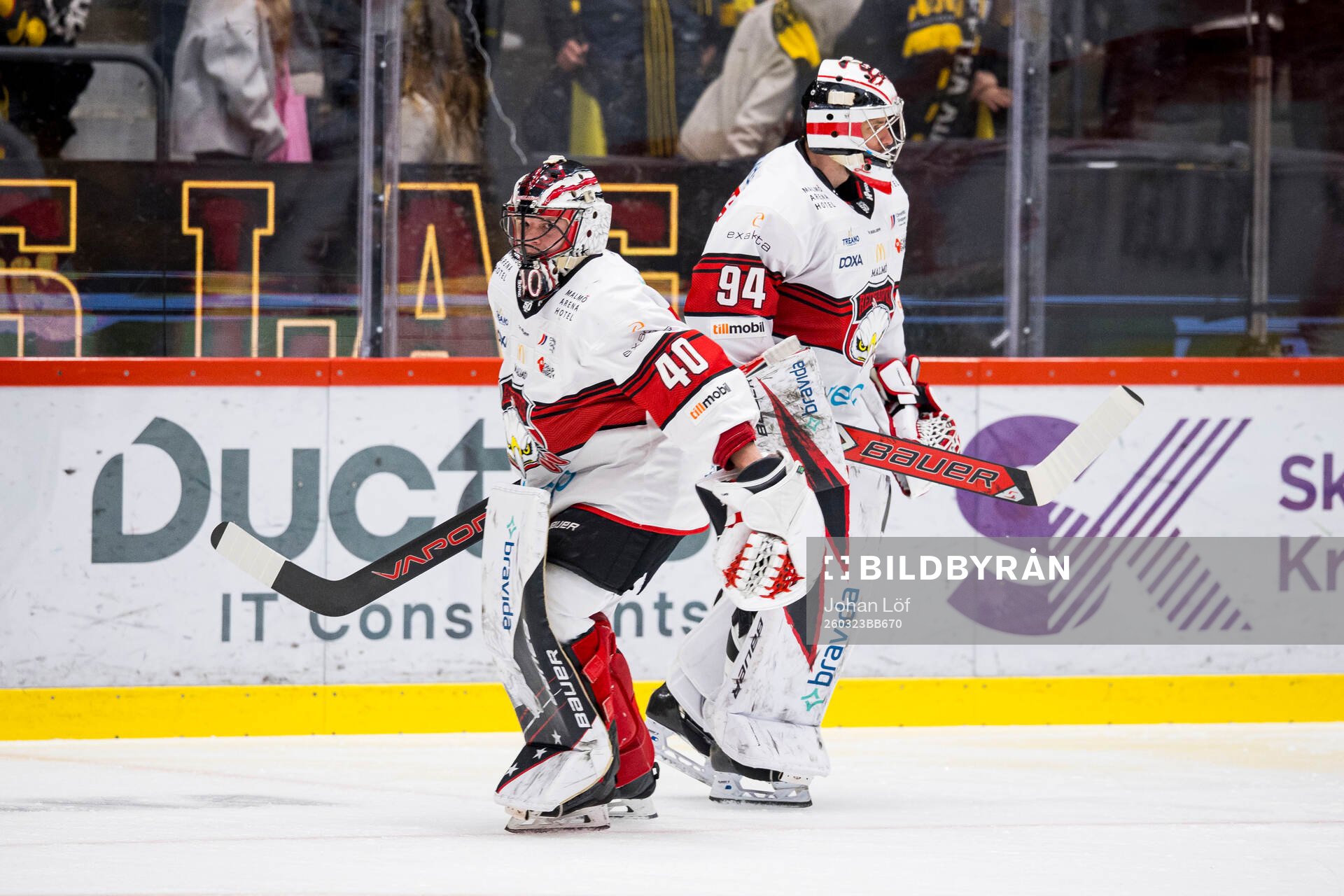 Malmö Redhawks målvakt Oskar Blomgren och Marek Langhamer