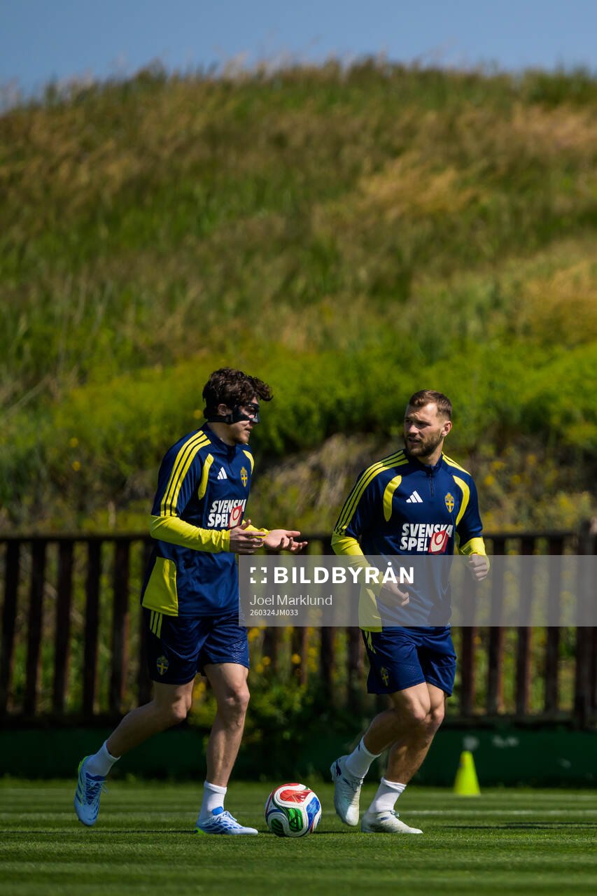 Victor Nilsson Lindelöf and Jesper Karlström of the