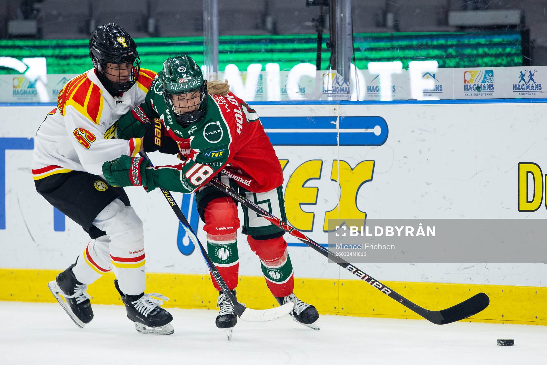 Brynäs Wilma Wäng-Germundsson och Frölundas Elisa