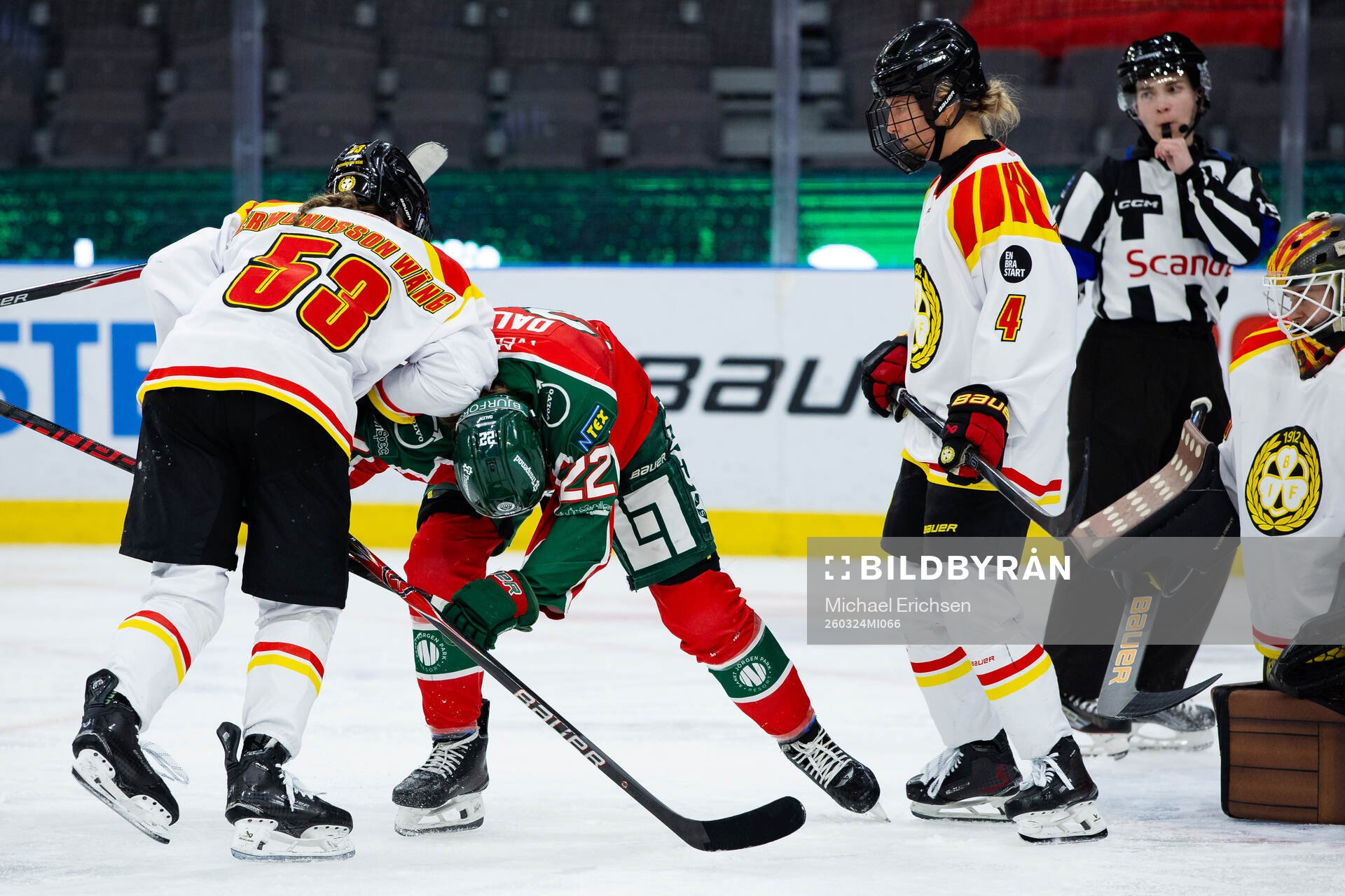 Brynäs Wilma Wäng-Germundsson och Frölundas Andrea Dalen