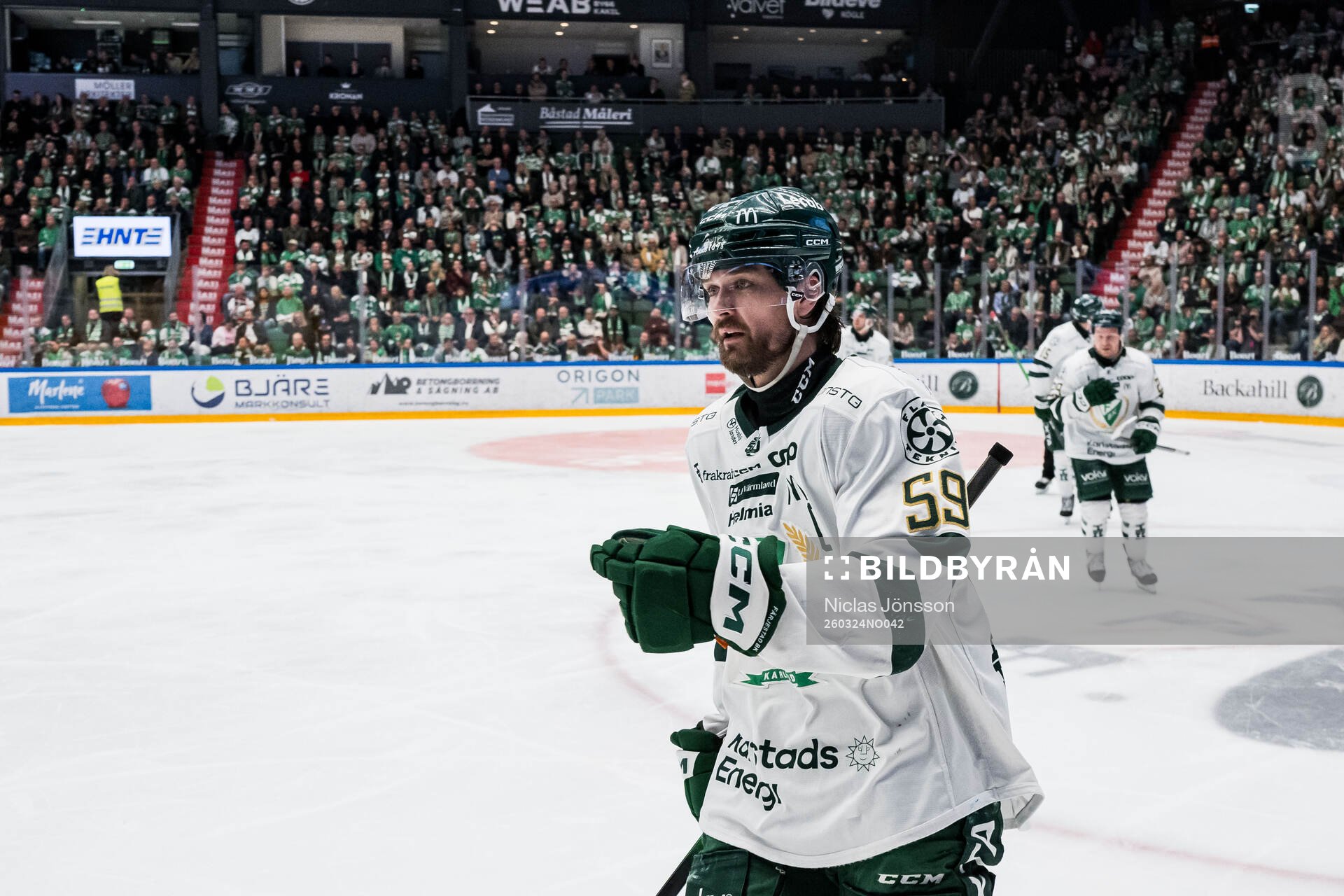 Färjestads Linus Johansson jublar
