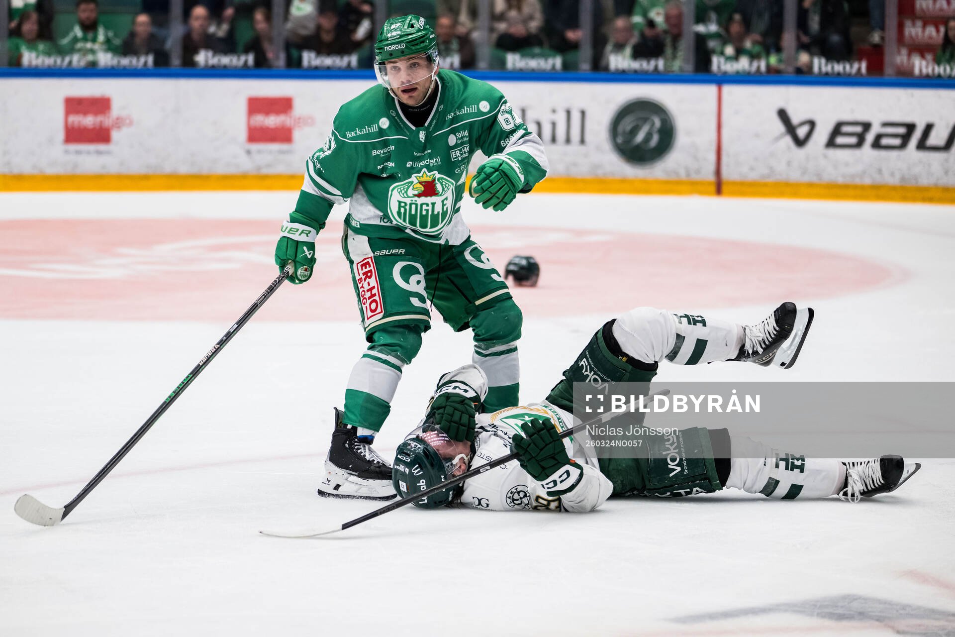 Färjestads Oskar Steen och Rögles Leon Bristedt