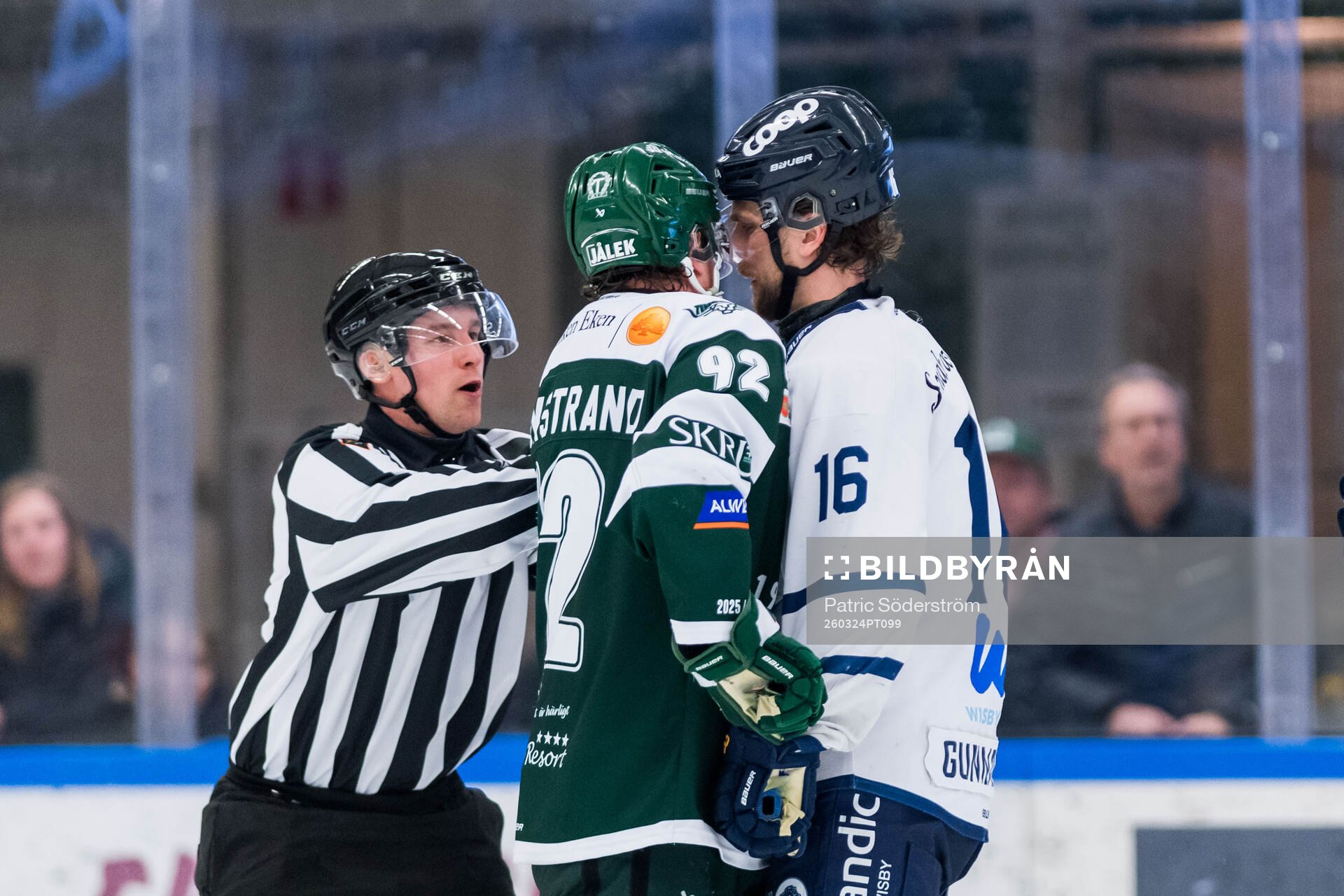 Tingsryds AIFs Adam Bäckstrand och Visby Romas Daniel