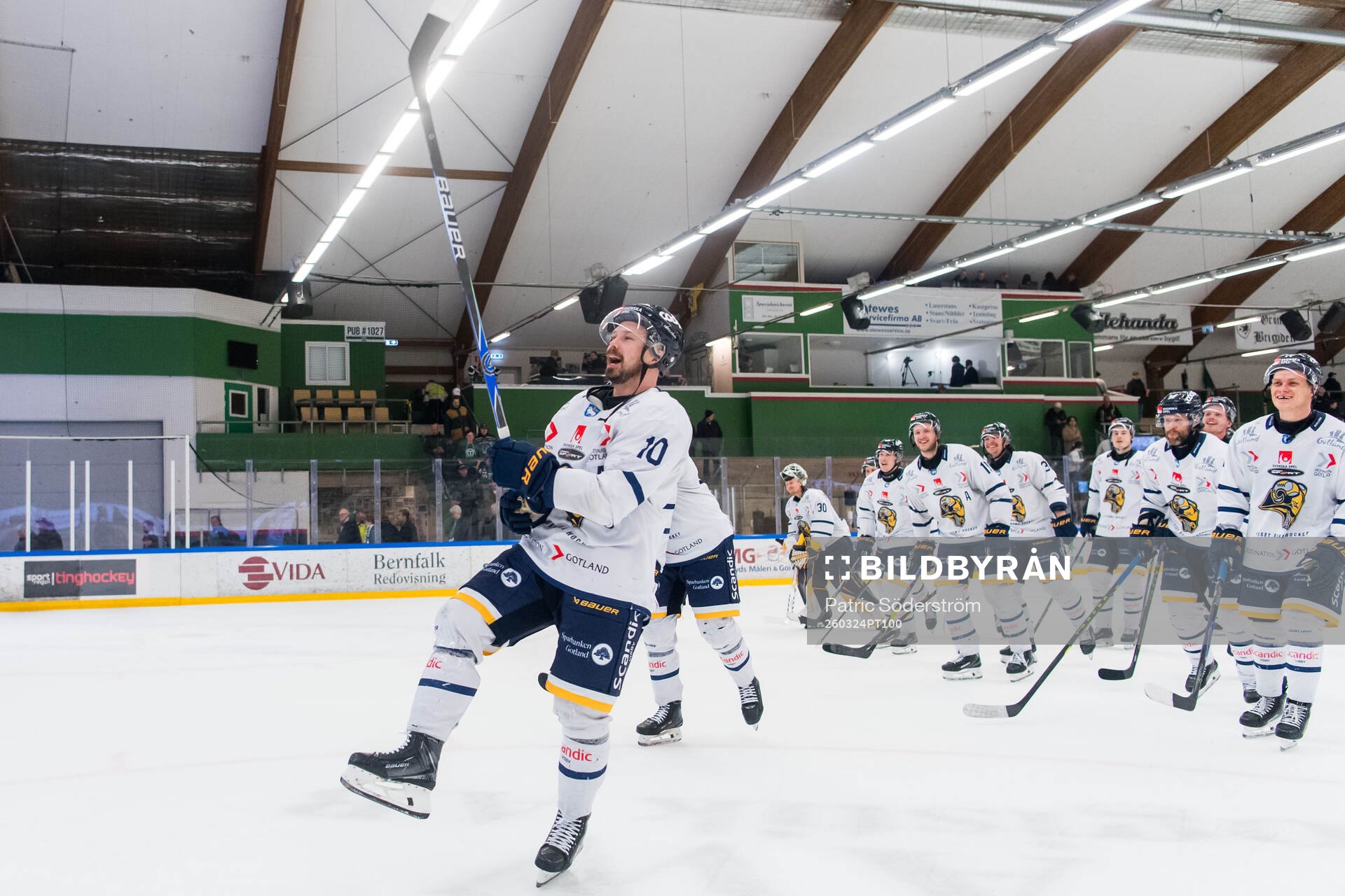 Visby Romas Anton Svensson jublar