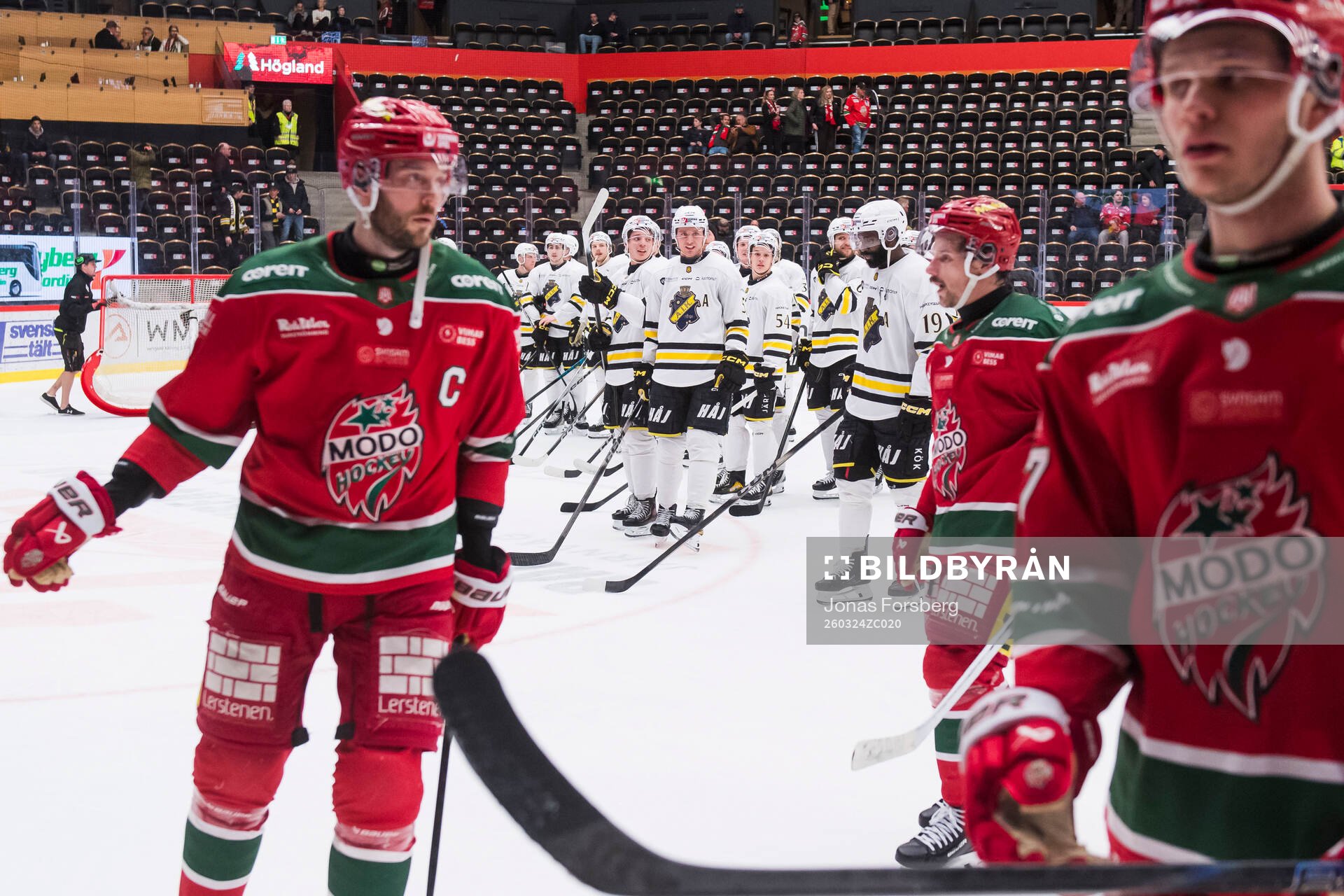 AIKs spelare jublar