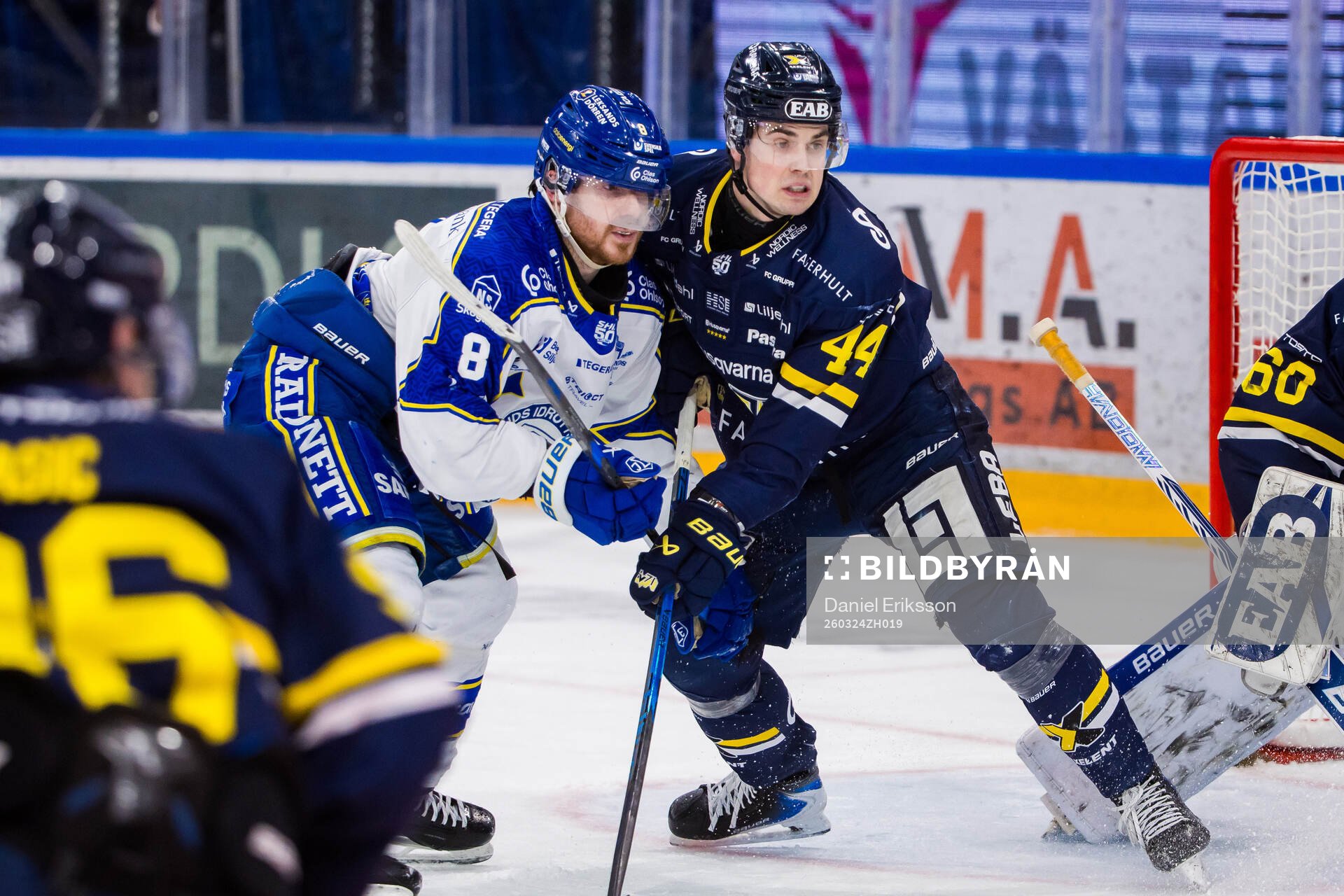 Leksands Matt Caito och HV71s Hugo Fransson