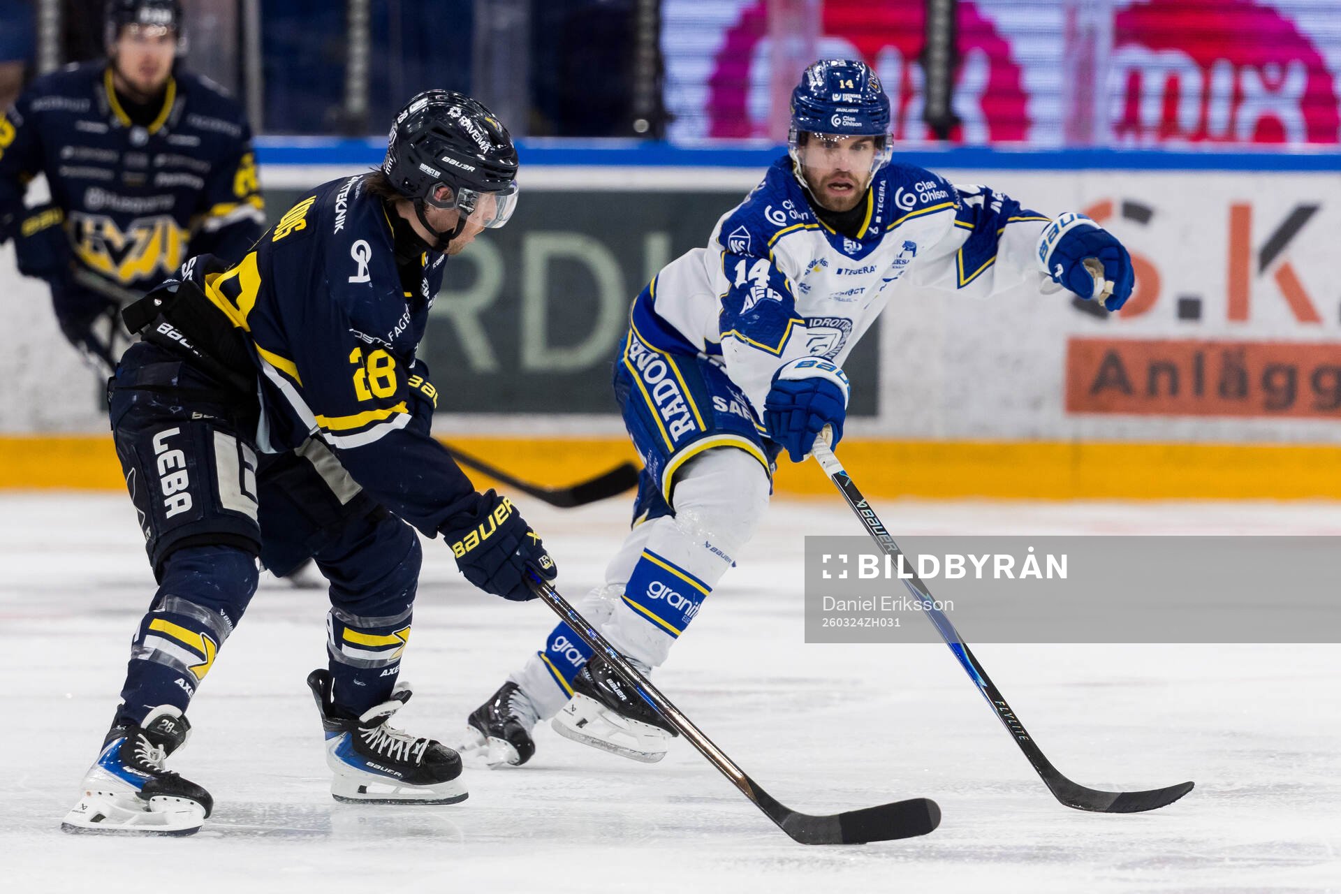 HV71s Justin Glenn Kloos och Leksands Oskar Lang