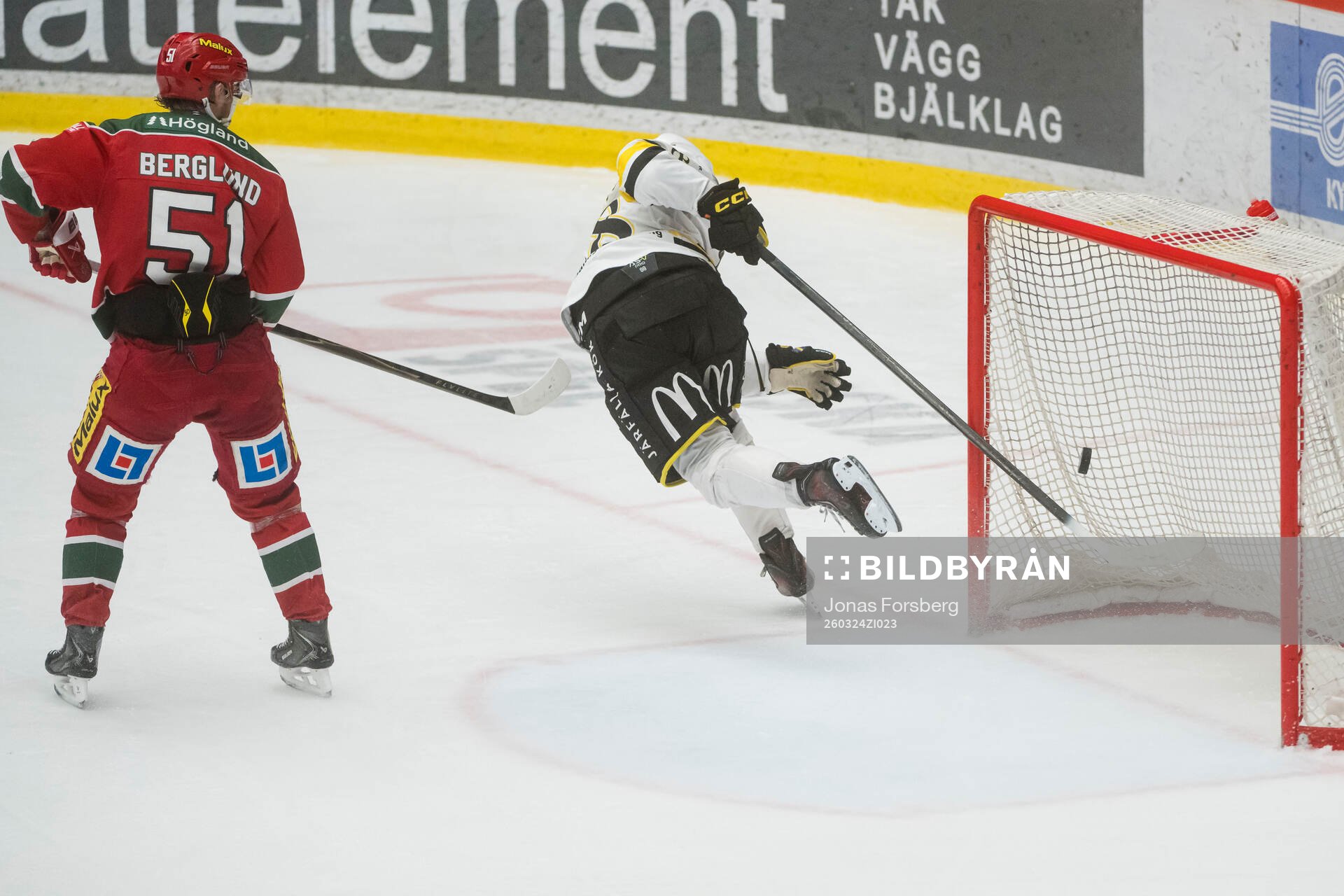 AIKs Oliver Johansson gör 2-6 målet